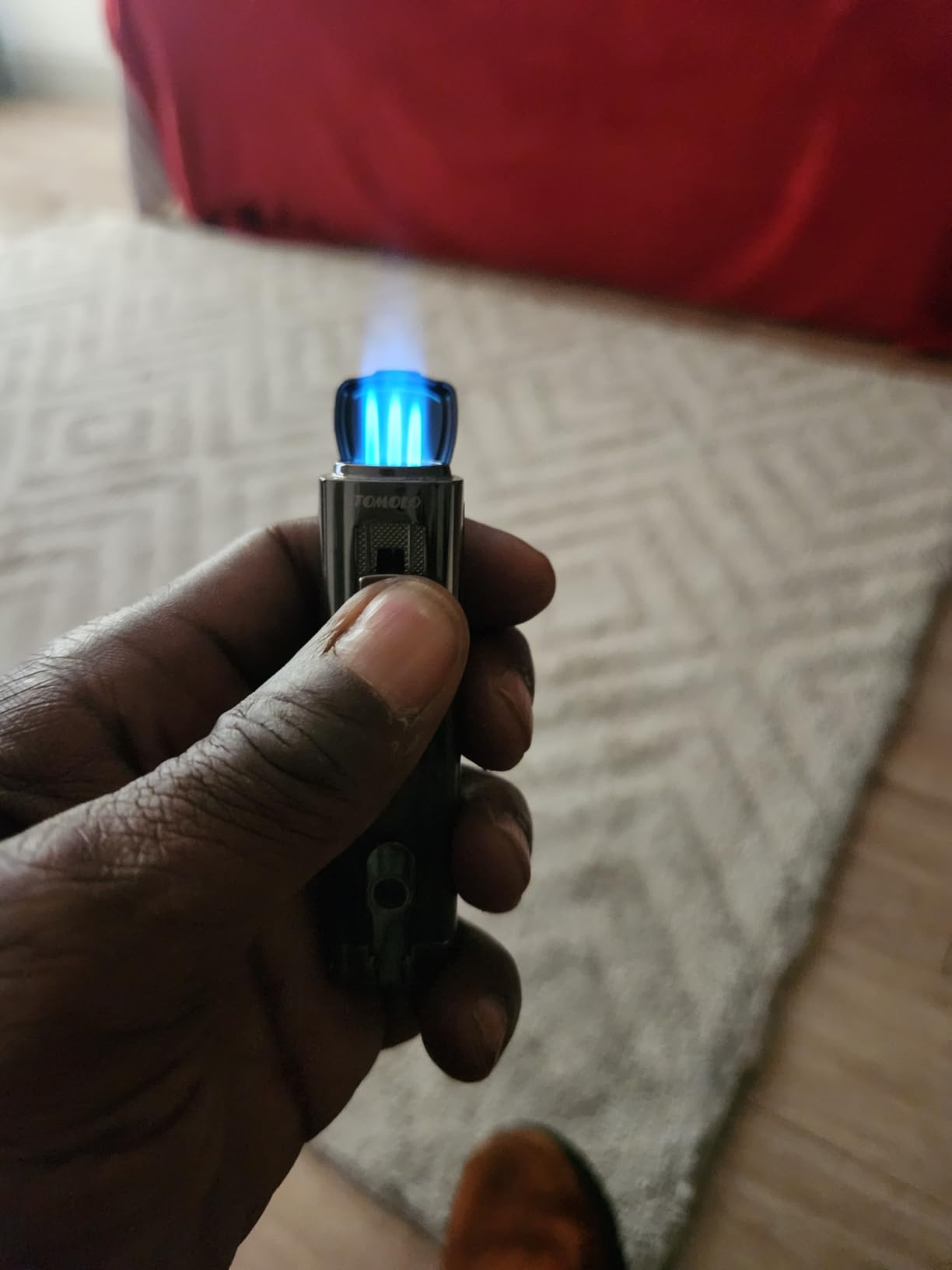 TOMOLO Cigar Lighter Triple Jet Flame Torch Lighter Refillable Butane Lighter with Cigar Punch, 2 Pack, Charcoal customer photo 2