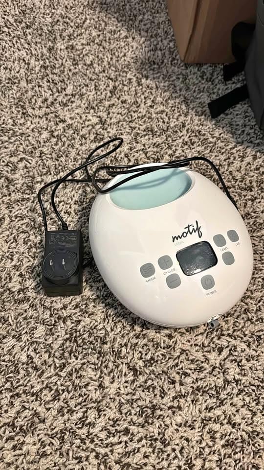 Motif Medical Luna Double Electric Pump for Breastfeeding - Portable - Hospital Grade Pump w/LED Light customer photo 1