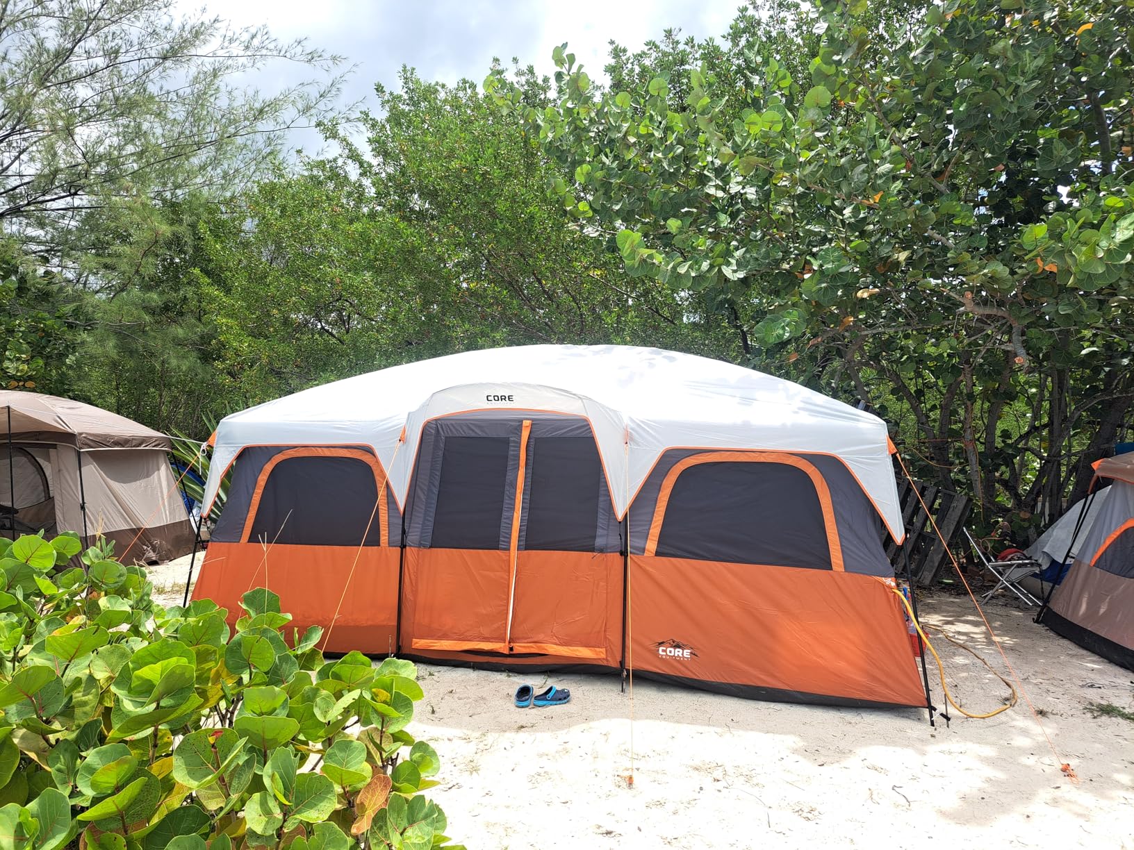 CORE Tent for Family Camping | 10 Person / 11 Person / 12 Person Large Multi Room Cabin Tents for Car Camping and Outdoor Adventures customer photo 1