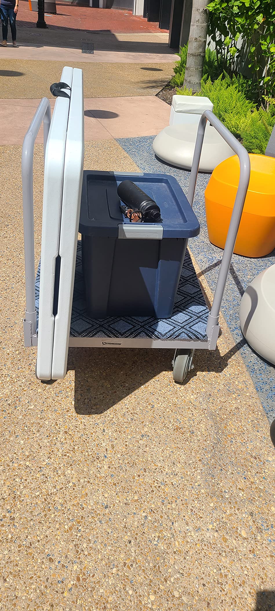 Strongway 4-Wheel Cart with Carpeted Deck- 1600-Lb. Capacity customer photo 1