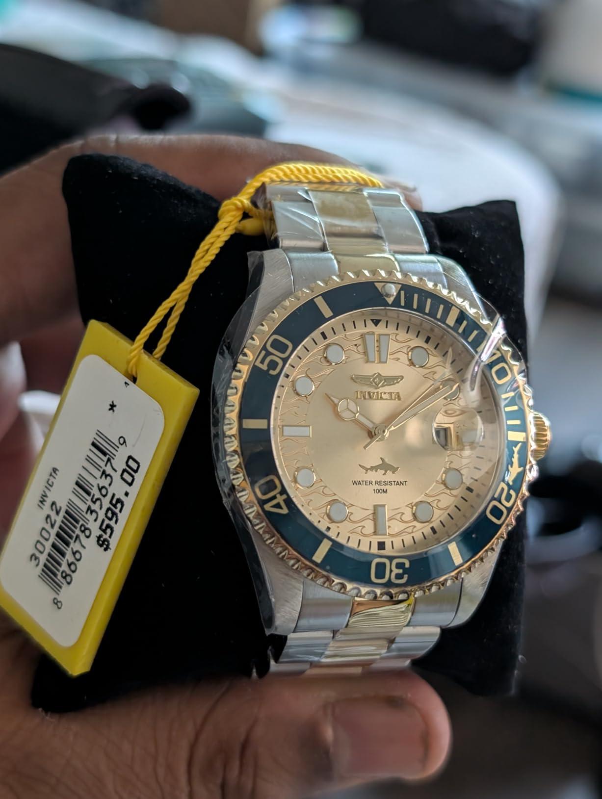 Invicta Men's Pro Diver Quartz Watch customer photo 1