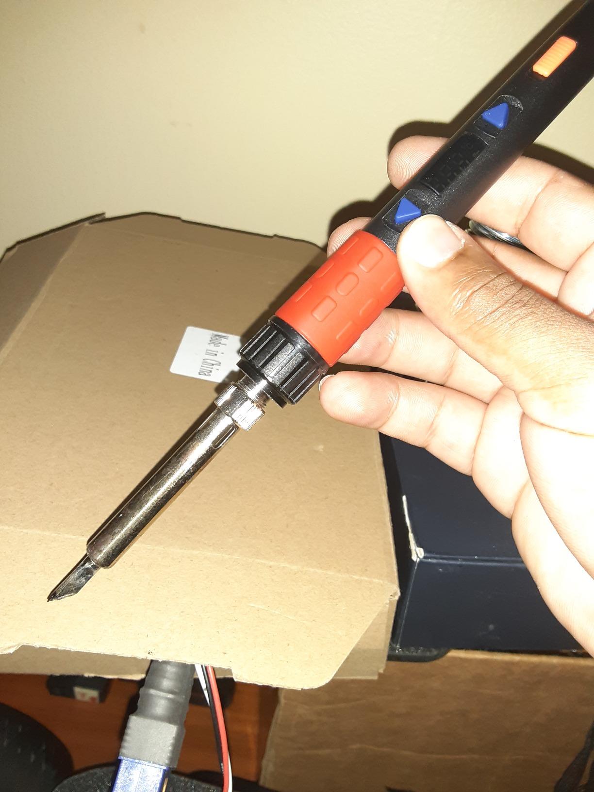 YIHUA 928D-III Soldering Iron, 110W High Power, Fully Digital Display °F/°C Temperature Control, Accurate 194~896°F customer photo 1