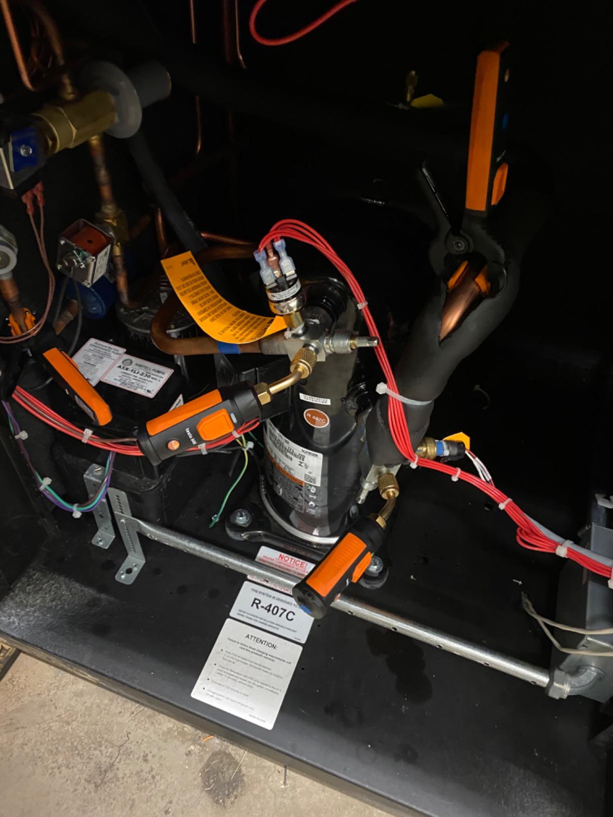 testo Smart Probe Kit - HVAC/R Gauge Set for Air Conditioning, Refrigeration and Heating System customer photo 1