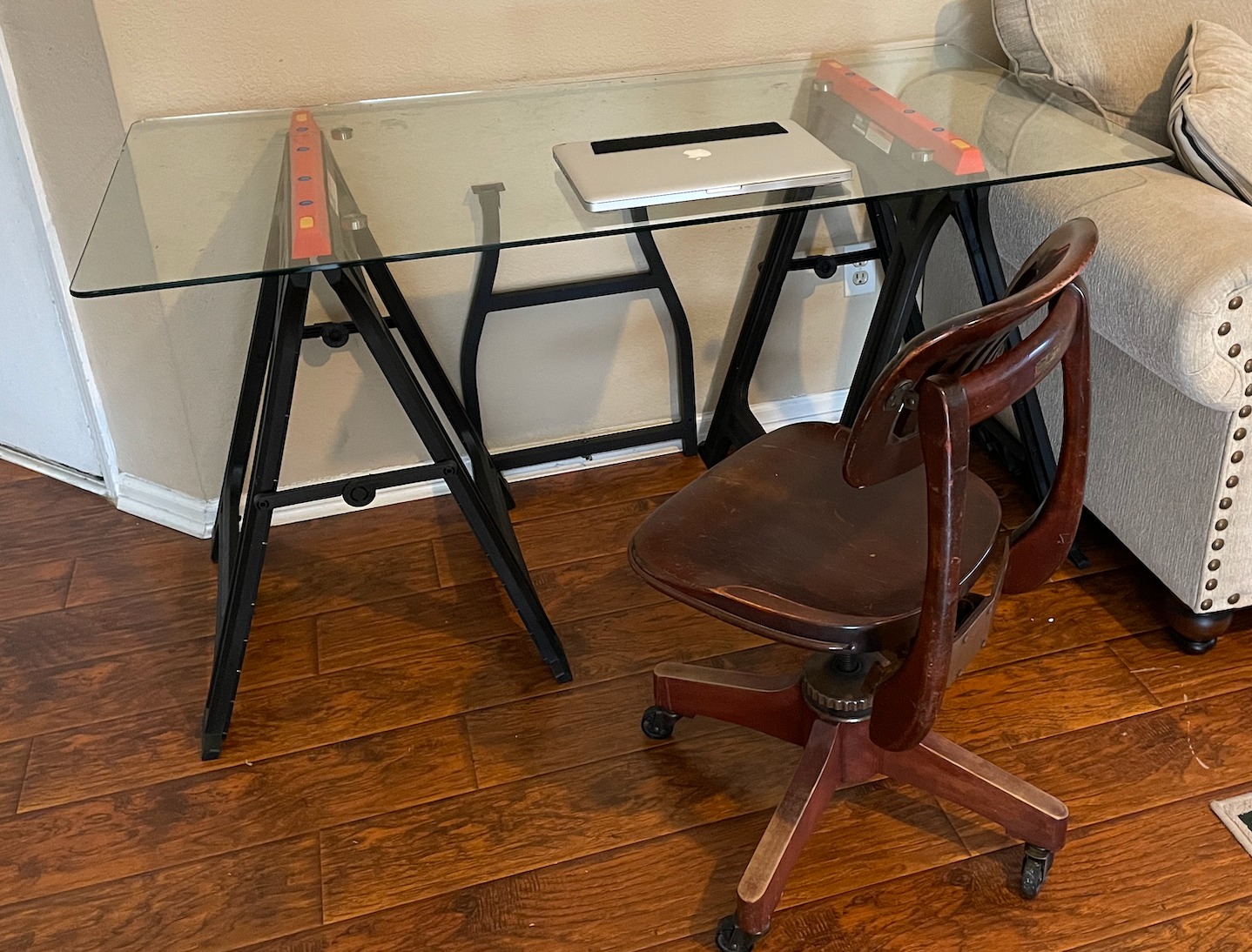 Ironton Plastic Foldable Sawhorses, 1 Pair - 700-Lb. Total Capacity customer photo 1
