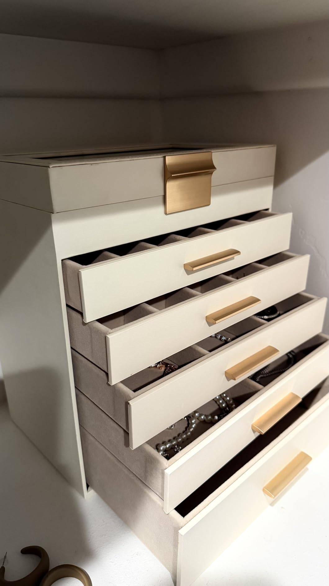 SONGMICS GISELLA Collection - Jewelry Box Organizer, 3-Layer Jewelry Storage with 2 Drawers, Shiny Metal Hardware, Glass Lid, Modern, 8 x 9.1 x 5.3 Inches, Cloud White and Gold Color UJBC239WT customer photo 1