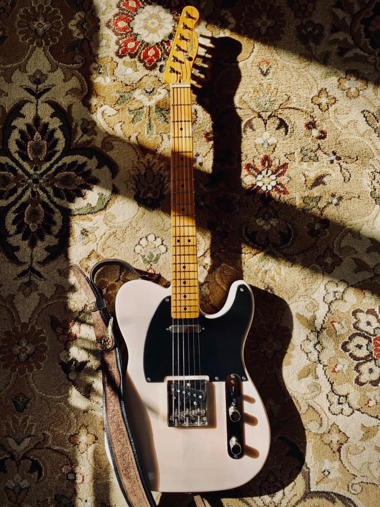 Fender Squier Classic Vibe 50s Telecaster Electric Guitar, Butterscotch Blonde, Maple Fingerboard customer photo 2