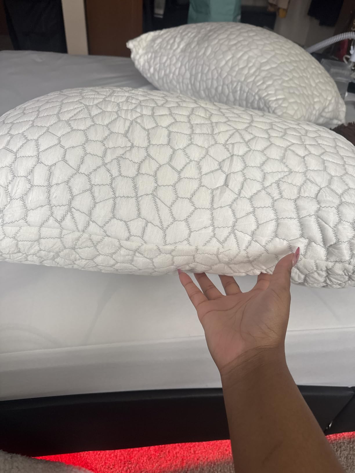 QUTOOL Cooling Pillow for Sleeping, CertiPUR-US Shredded Memory Foam Queen Pillows Set of 2, Cool Pillow for Hot Sleepers Adjustable Firm Pillow for Side, Back, Stomach Sleepers Soft Yet Support,White customer photo 2