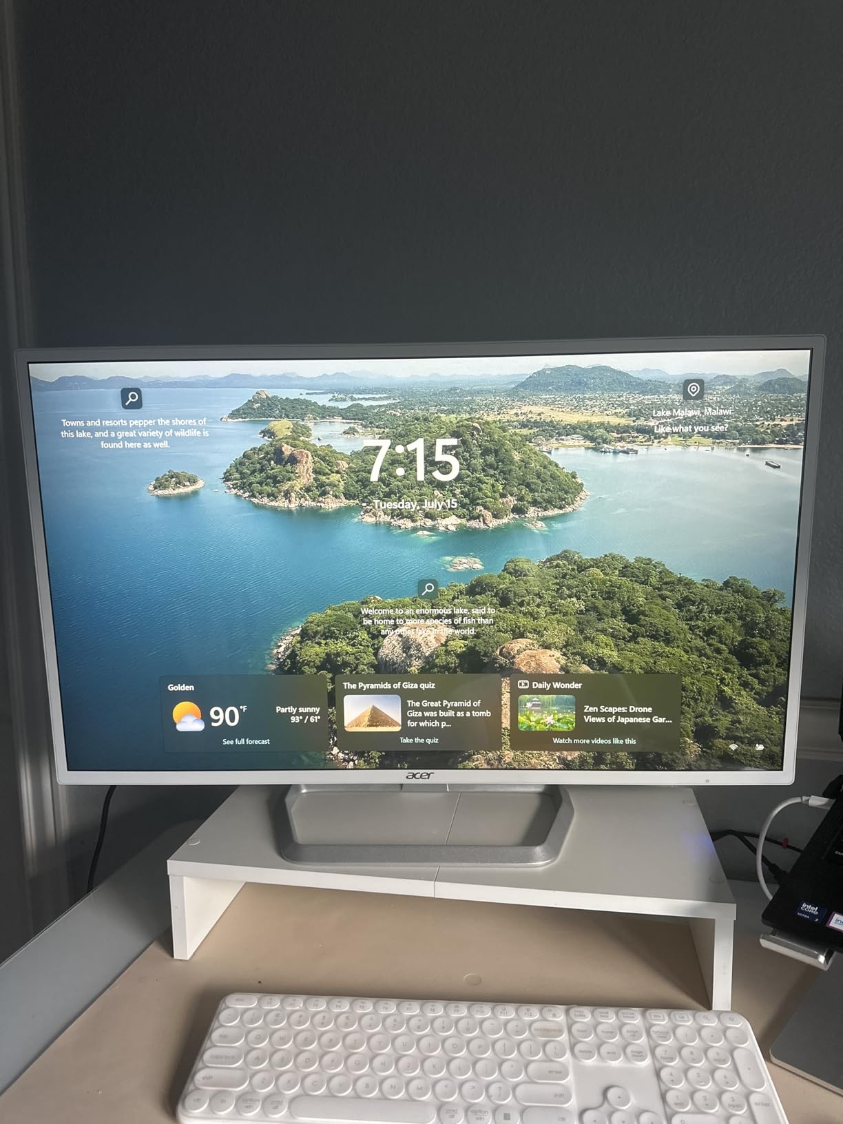 Acer EZ321Q wi 31.5