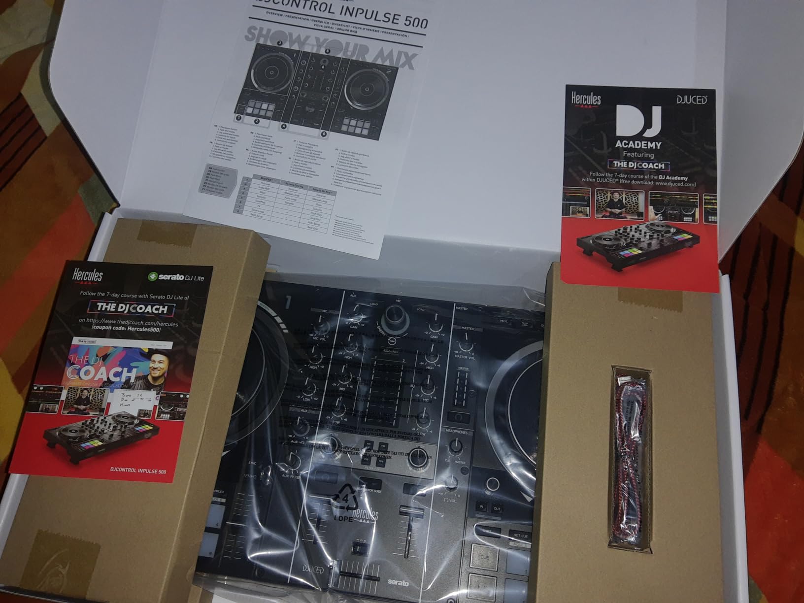 Hercules DJControl Inpulse 500 DJ Controller - Beginner DJ Set, 2-Deck USB DJ Mixer with Built-In Audio Interface, RGB Pads, Touch-Sensitive Jog Wheels customer photo 2