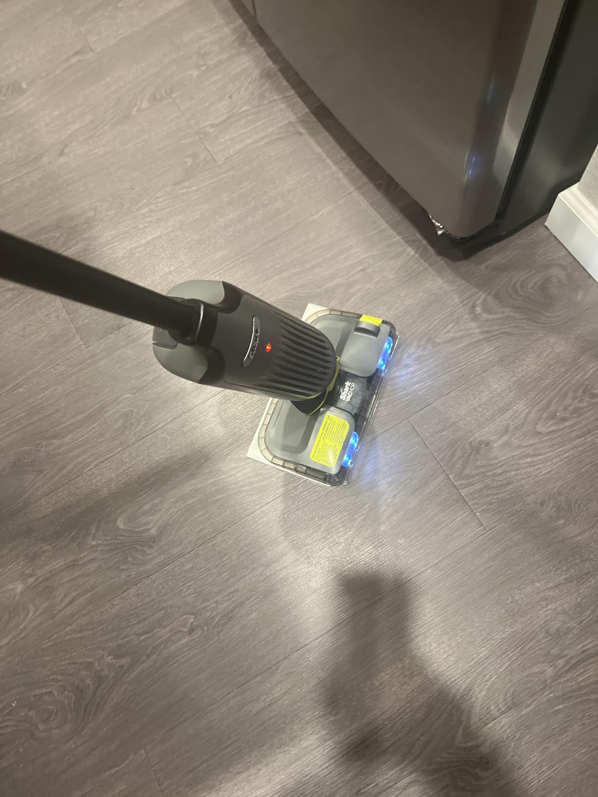 Shark VACMOP Cordless Hard Floor Cleaner, Vacuum and Spray Mop, Powerful Suction, Lightweight, LED Headlights, Includes 4 Disposable Pads, 12oz Multi-Surface Cleaning Solution, Gray, VM252 customer photo 2
