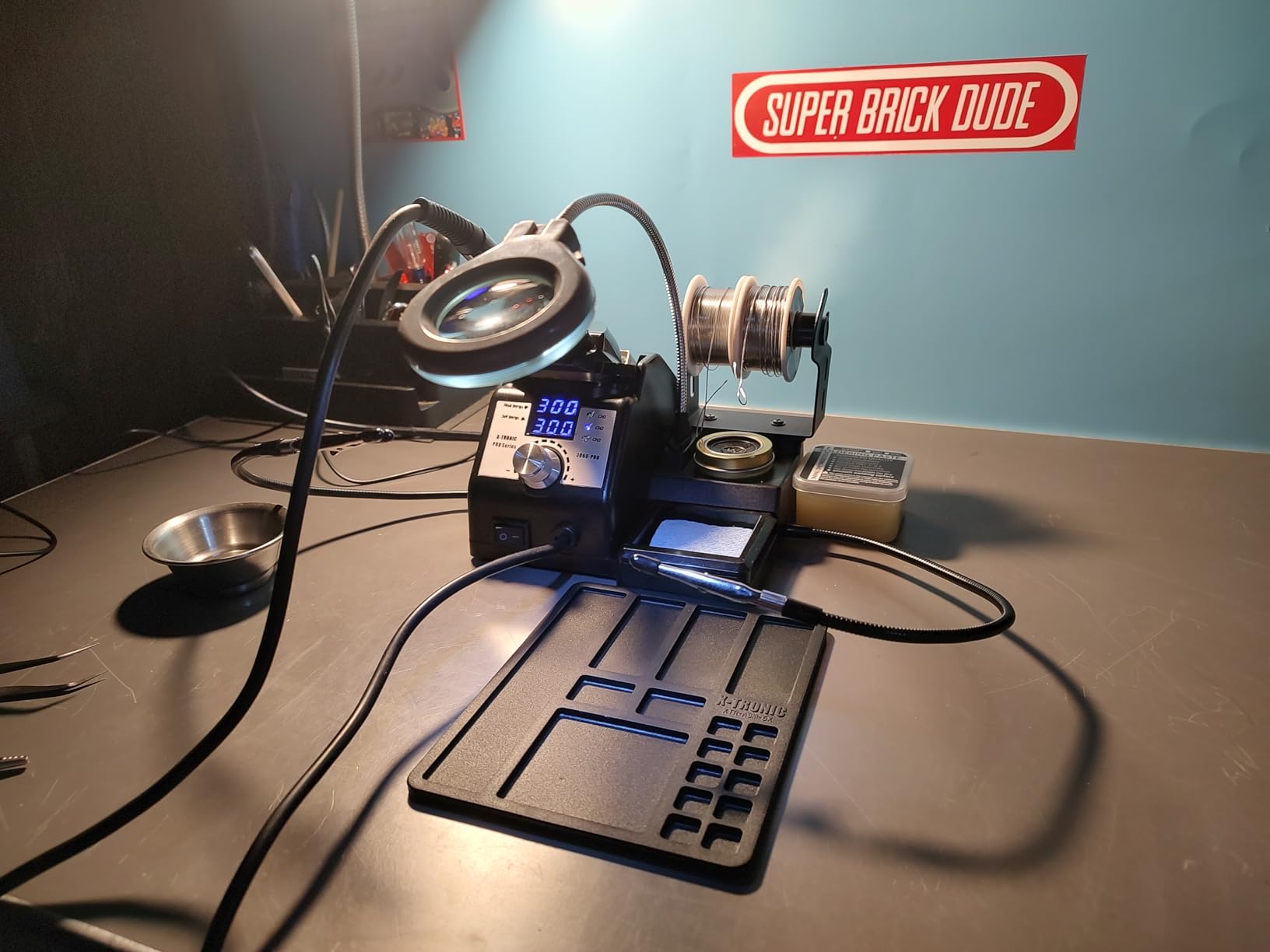 X-Tronic 3060-PRO 75W Soldering Iron Station Kit with 5 Extra Tips, Mini Mag Lamp, 4 Helping Hands, Solder Sucker, Tweezers customer photo 1