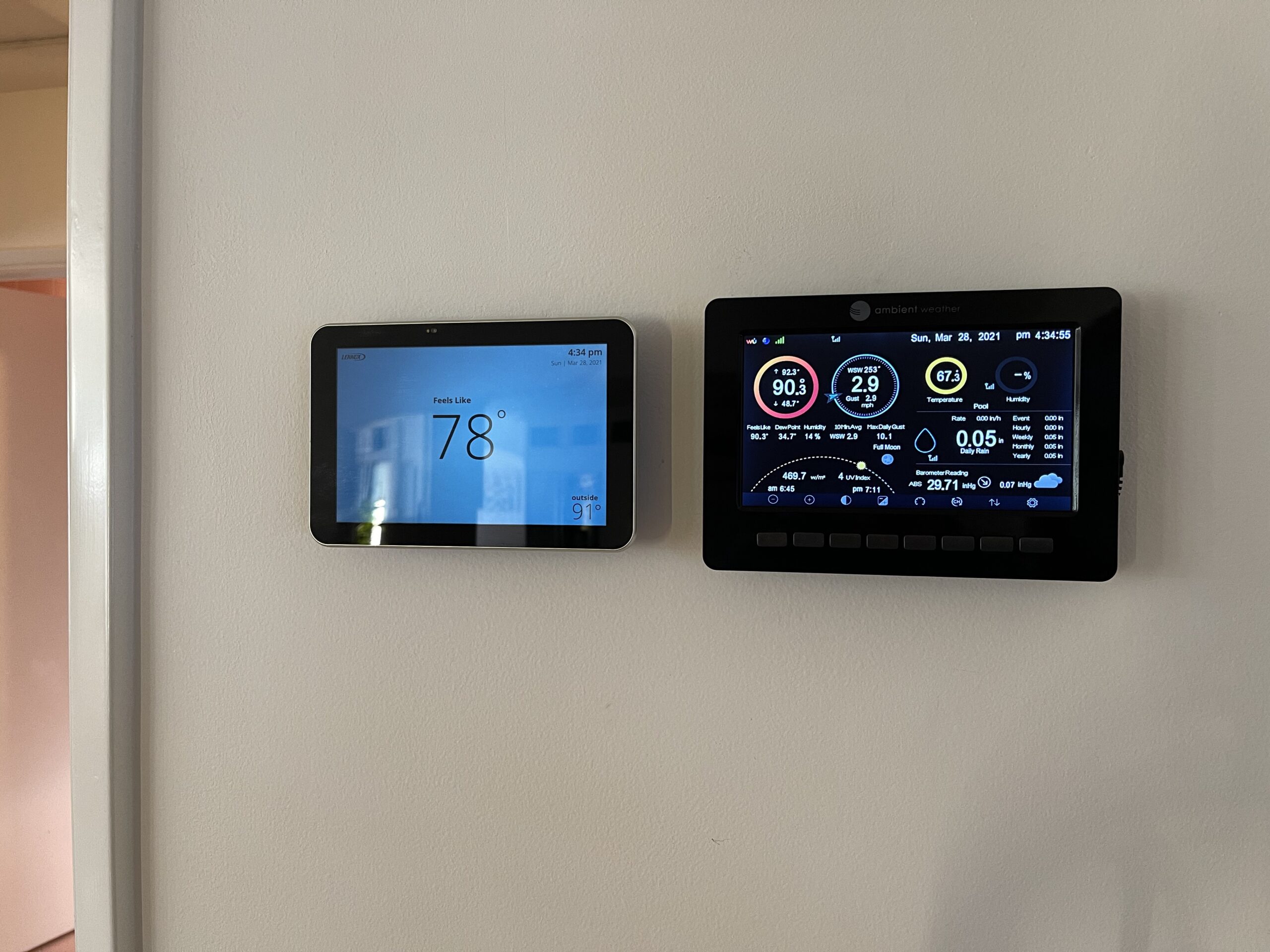 Ambient Weather WS-5000 Ultrasonic Smart Weather Station with TFT Full Color LCD Display customer photo 1