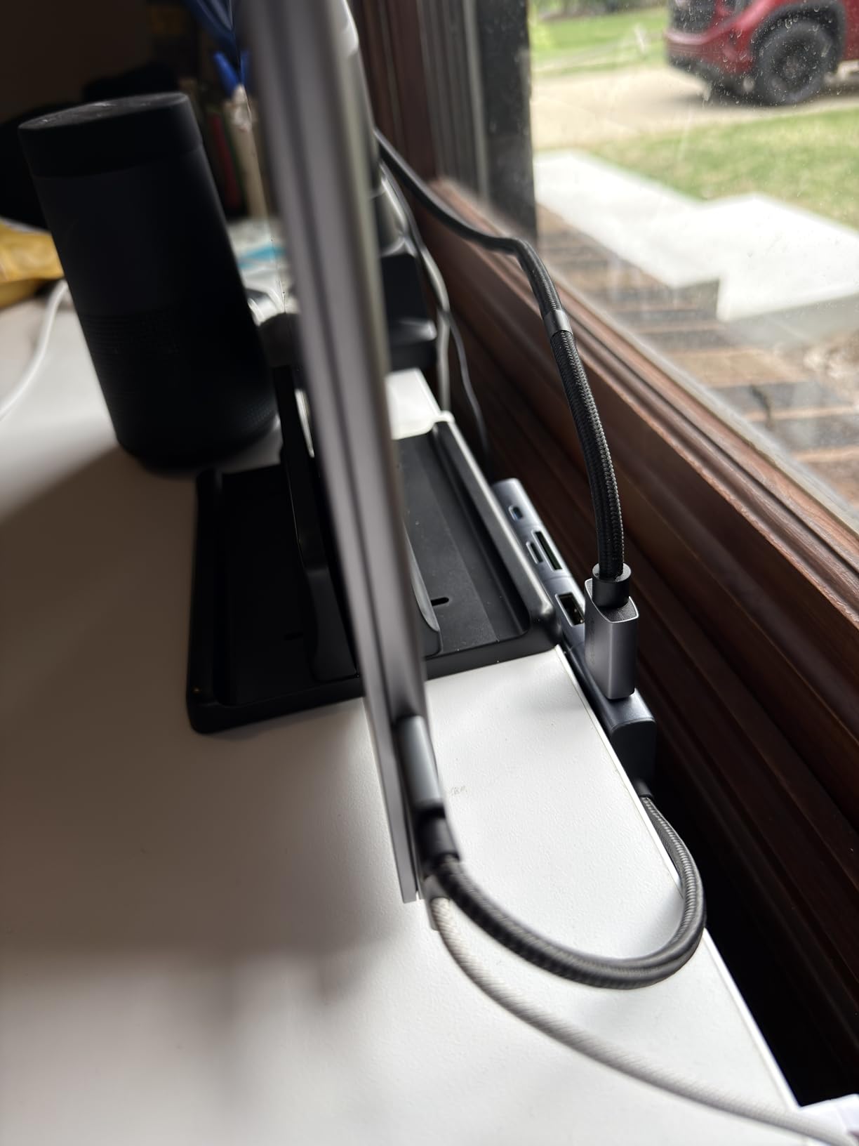 Vaydeer Vertical Laptop Stand Holder Organizer Plastic Adjustable Desktop Notebook Dock Space-Saving 3 in 1 for All MacBook Pro Air, Mac, HP, Dell, Microsoft Surface, Lenovo, up to 17.3 inches (Black) customer photo 1
