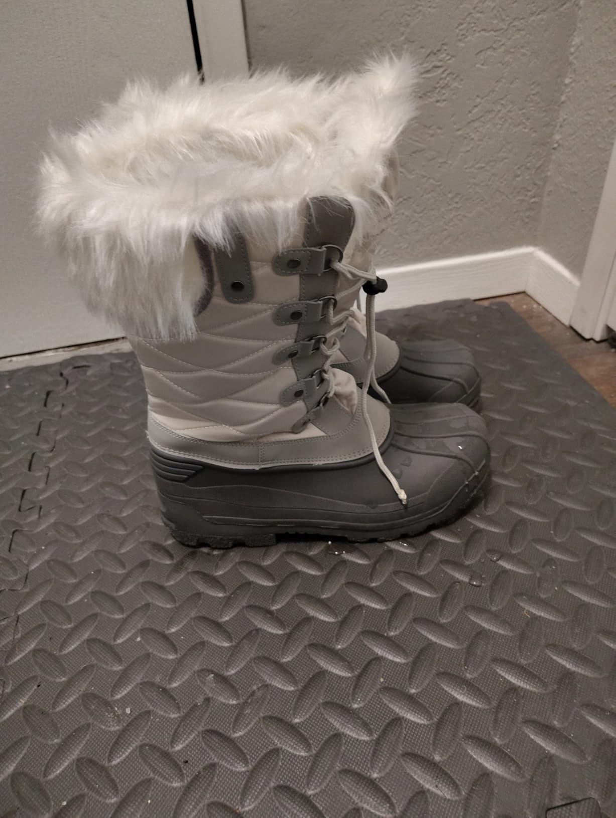mysoft Women's Snow Boots Warm Insulated Faux Fur Lined Waterproof Mid-Calf Winter Boots customer photo 1