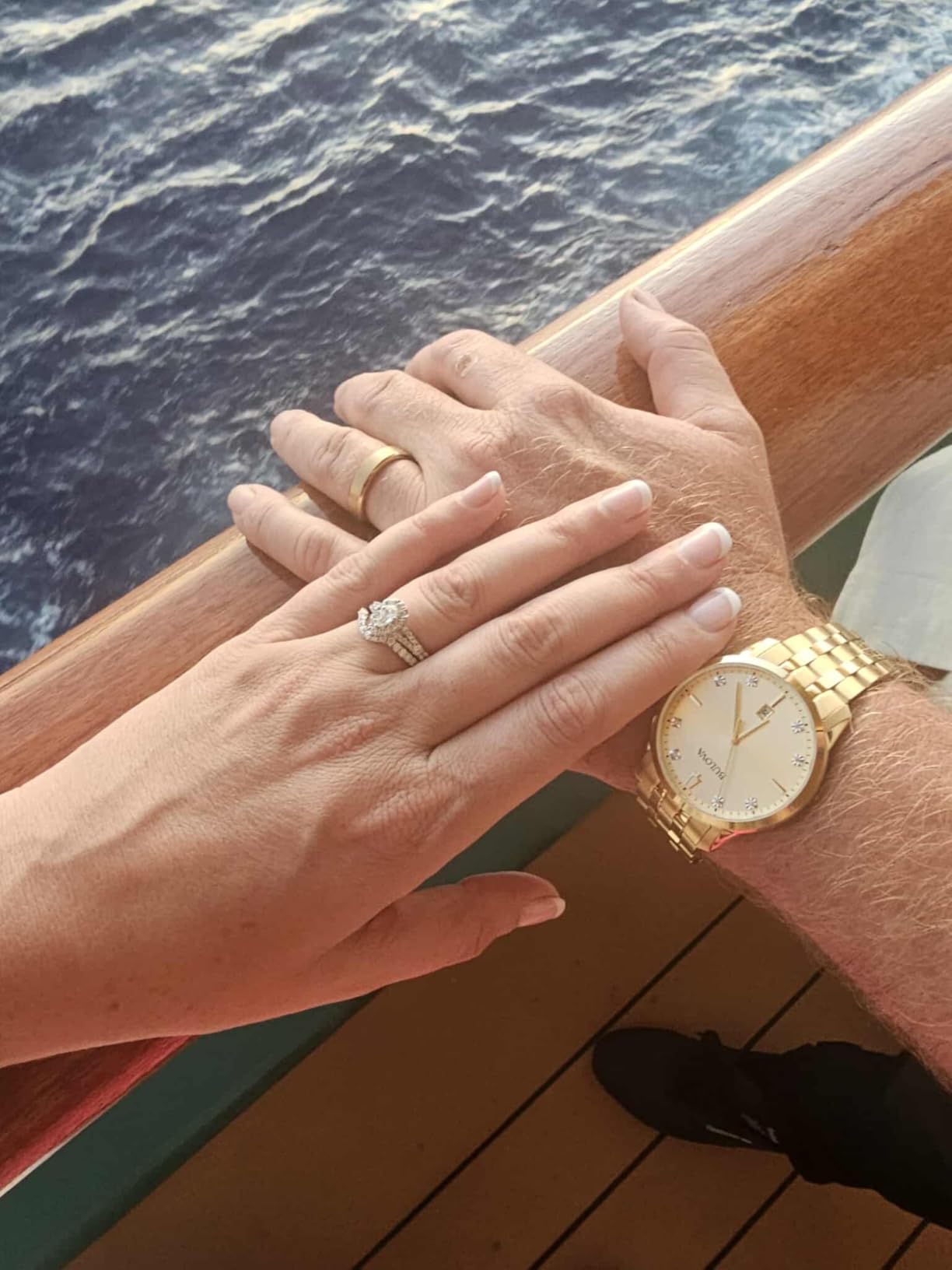 Men's Classic Diamond Sutton 3-Hand Quartz Watch, 40mm customer photo 1