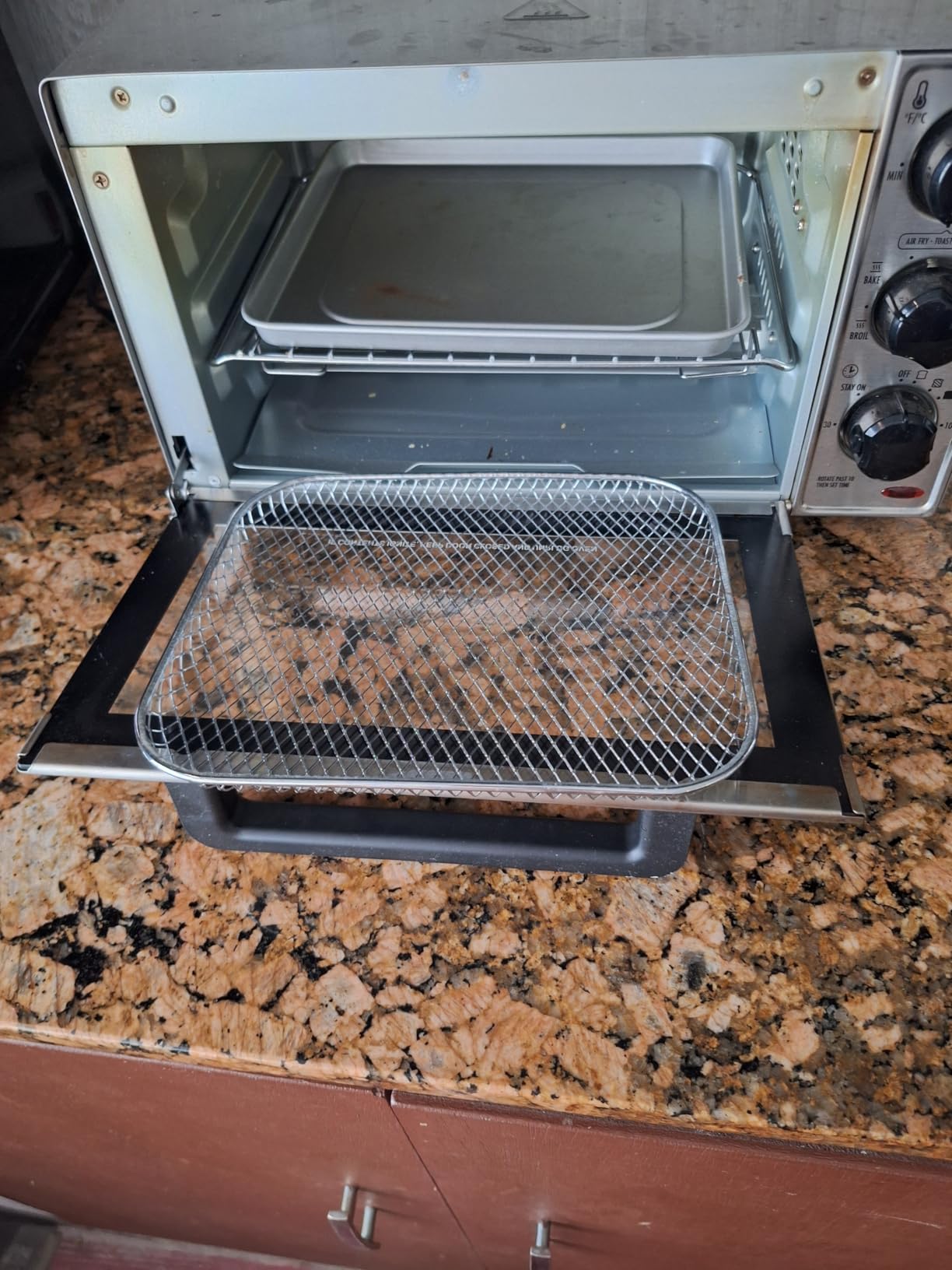 Hamilton Beach Sure-Crisp Air Fryer Toaster Oven Combo, Fits 9