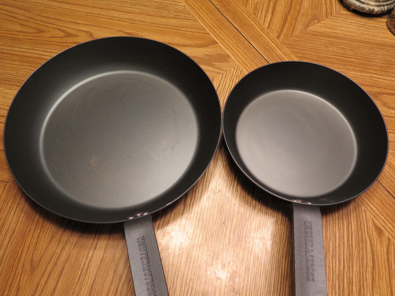 Merten & Storck Pre-Seasoned Carbon Steel 8 Inch Frying Pan Skillet, Use on Induction, Stove and Grill, Durable, Even-Heating, for Searing, Grilling, Oven Use, and Campfire, Indoor/Outdoor customer photo 1