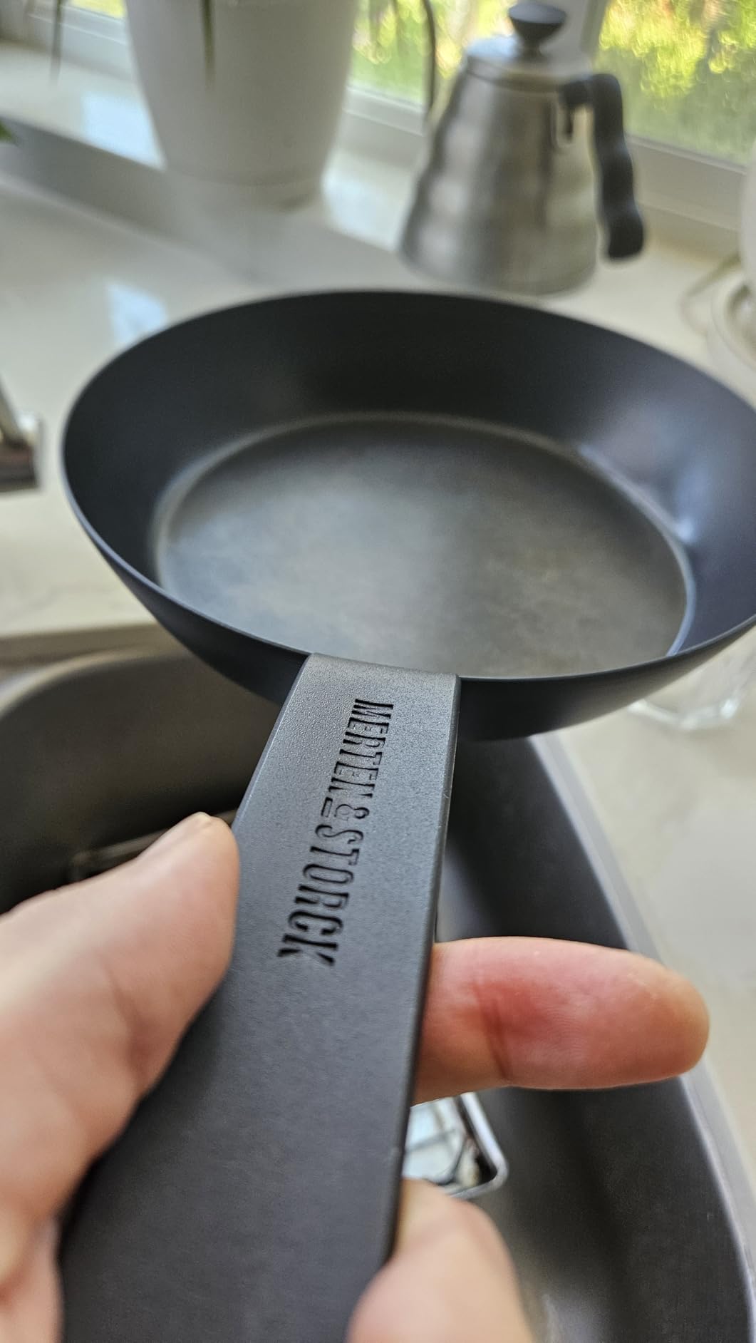 Merten & Storck Pre-Seasoned Carbon Steel 8 Inch Frying Pan Skillet, Use on Induction, Stove and Grill, Durable, Even-Heating, for Searing, Grilling, Oven Use, and Campfire, Indoor/Outdoor customer photo 2