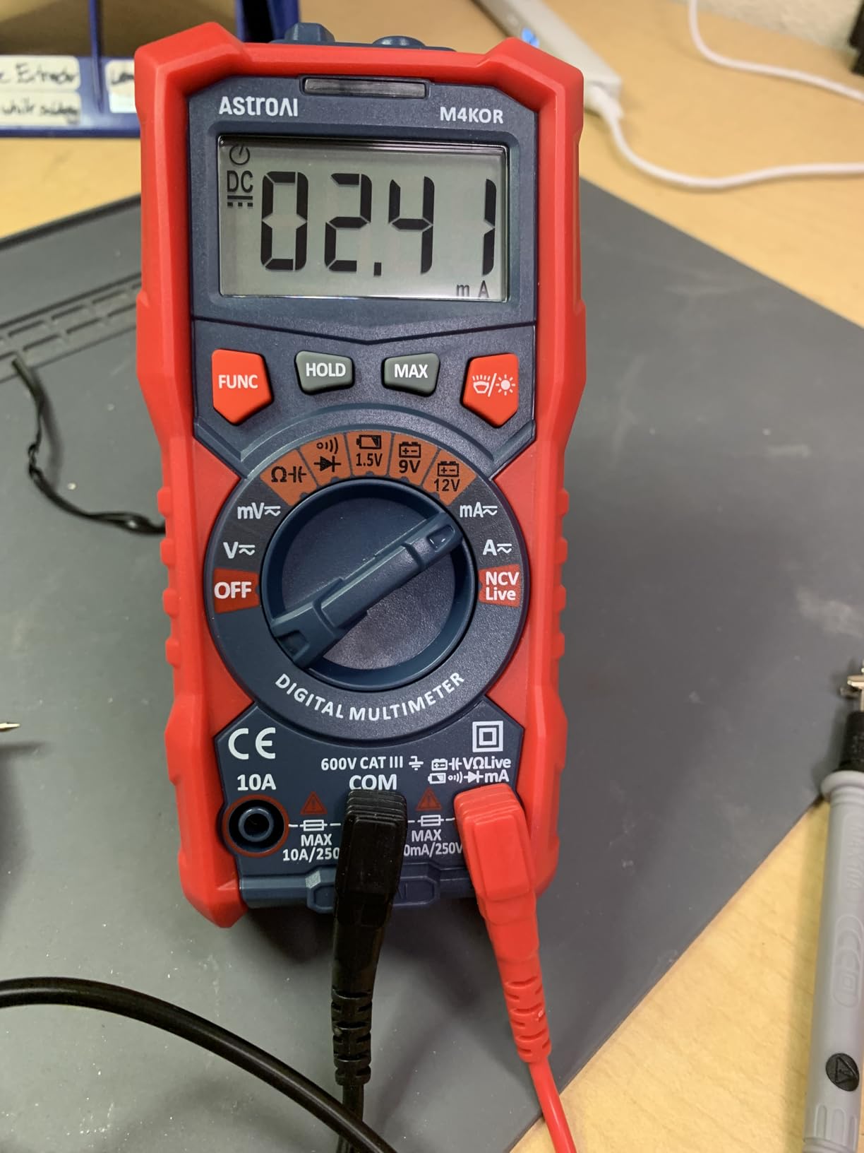 AstroAI Multimeter Tester, TRMS 4000 Counts Volt Meter Auto-Ranging customer photo 1