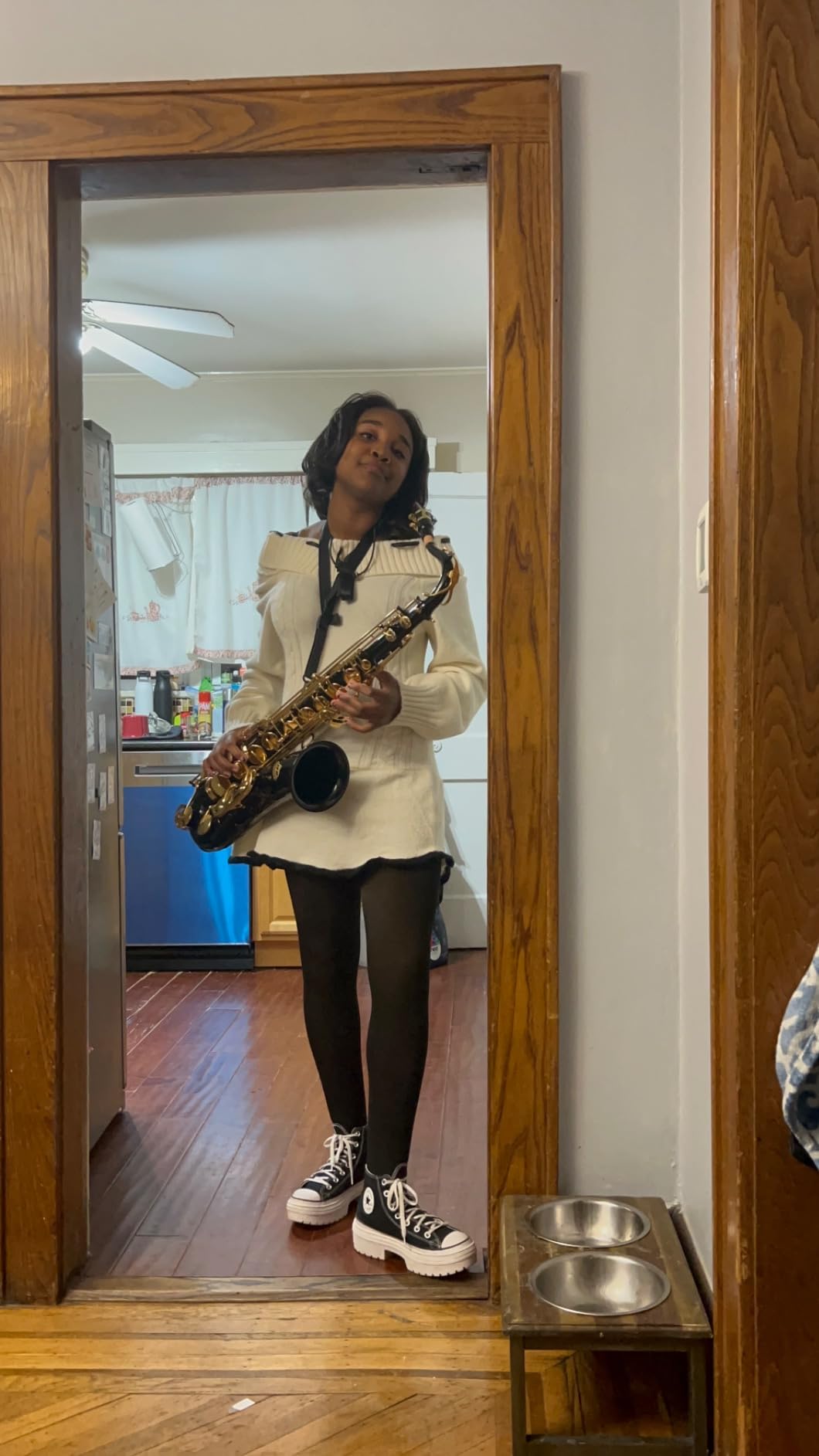 EASTROCK Tenor Saxophone Black/Golden B Flat Tenor Sax Professional Tenor Saxophone for Beginners Students and Musicians with Carrying Case,Mouthpiece,Reeds,Cushion Pads,Cleaning Kit,Neck Strap customer photo 1