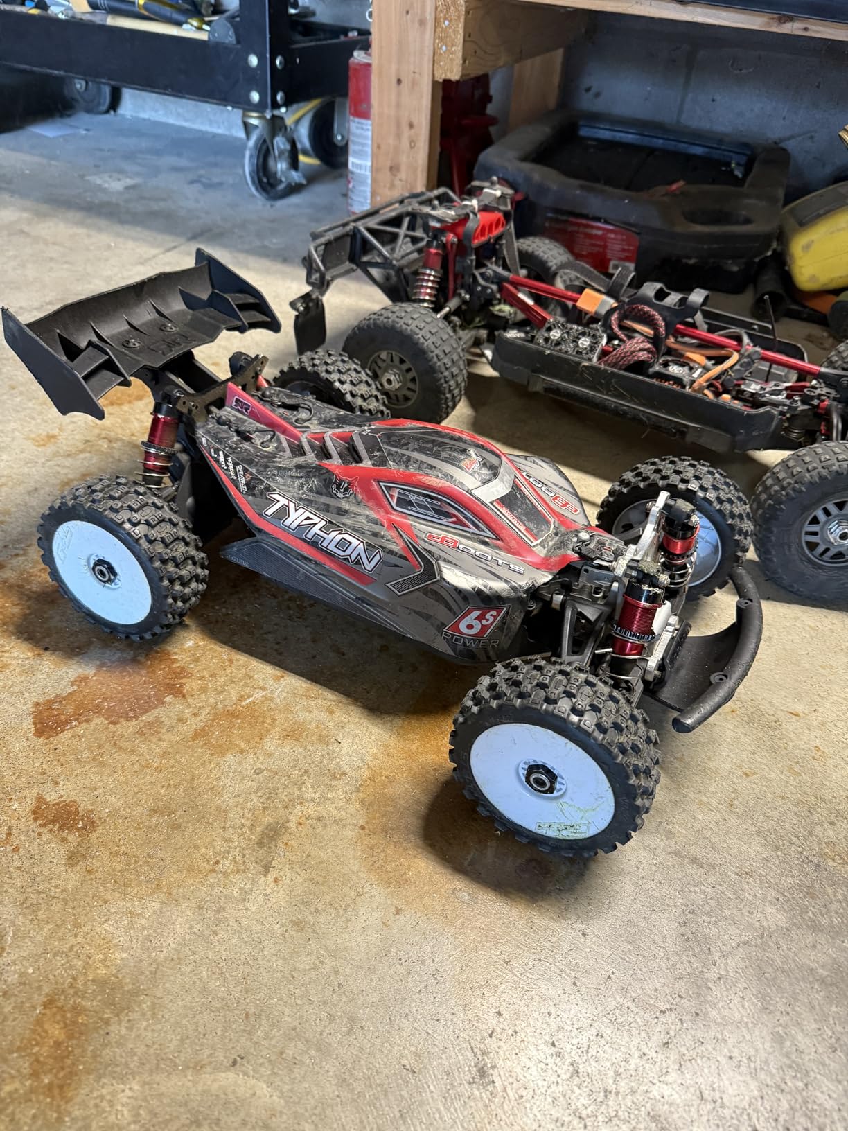 ARRMA 1/8 Typhon 6S V5 4WD BLX Buggy RTR customer photo 2
