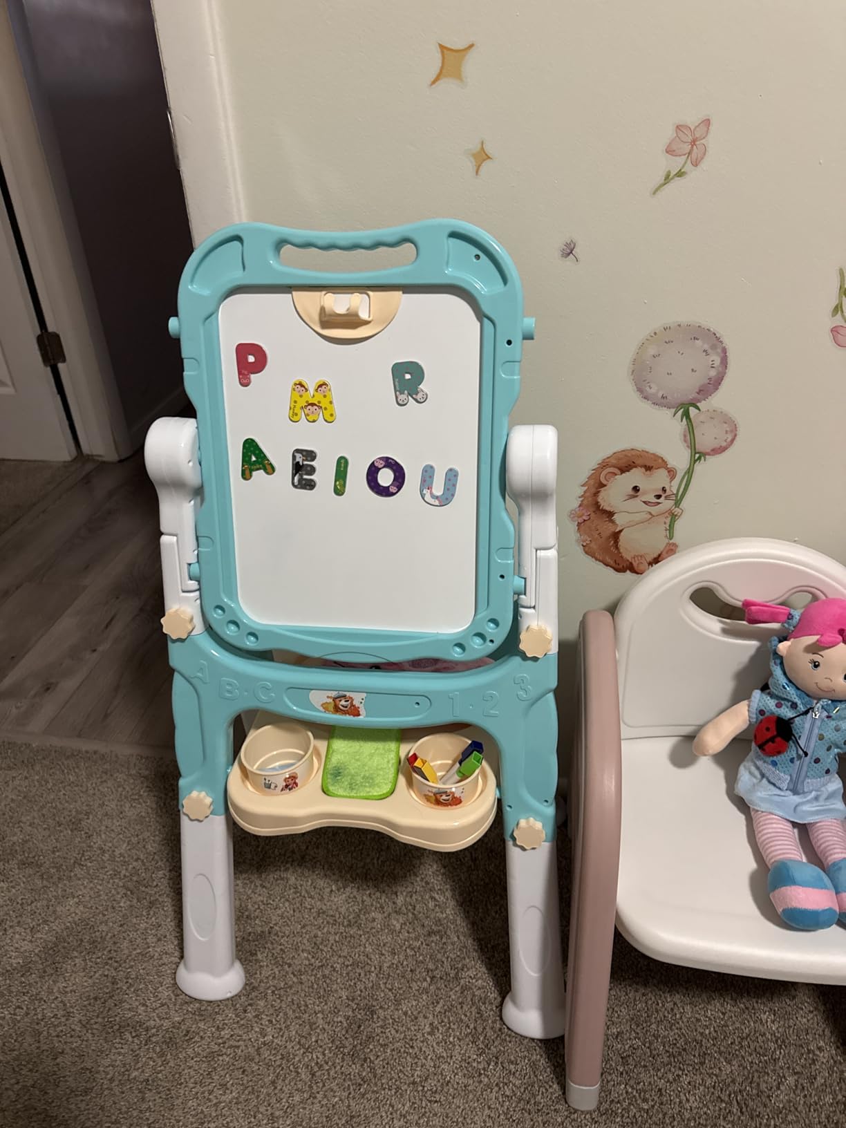 Mojitodon Art Easel for Kids, Adjustable Standing Rotatable Double Sided Easel with Painting Accessories for Toddlers Boys and Girls - Pink customer photo 1