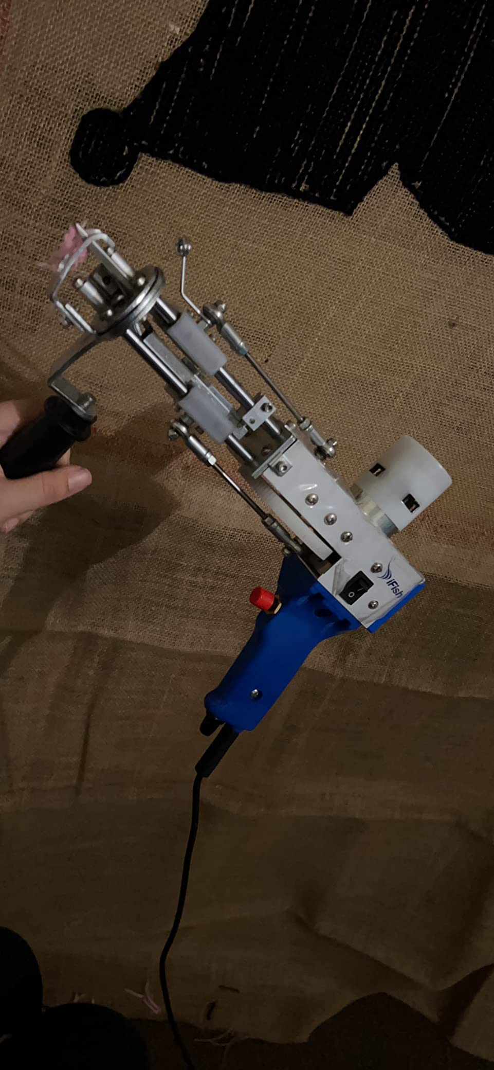 IFISH Tufting Gun with Cut Pile and Loop Pile, 2 in 1 Rug Making Gun Art Carpet Weaving Flocking Knitting Automatic Electric Machine Tufting Gun for Handmade DIY Beginners (Blue) customer photo 2