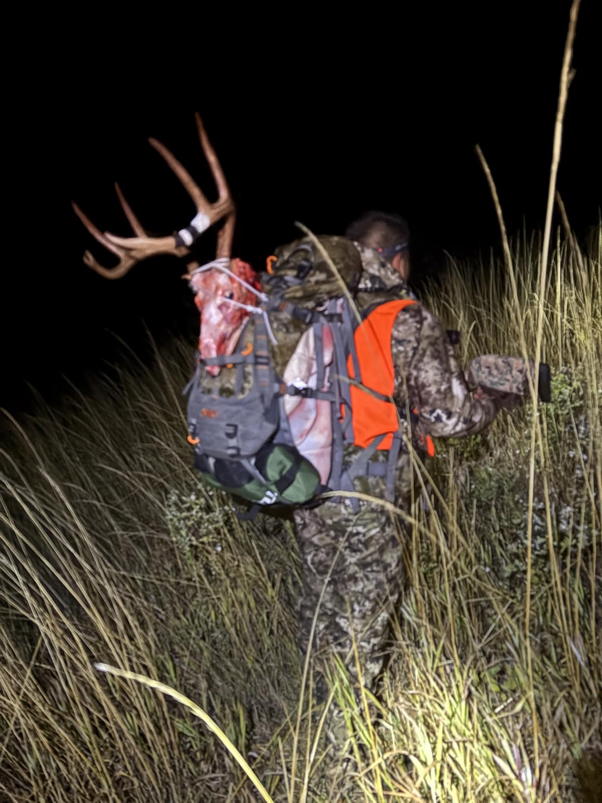SPIKA Hunting Backpacks for Men, Meat Hauler Frame Pack with Rifle Holder, 40L/80L Extendable + Capacity for Bow Rifle Gun customer photo 2
