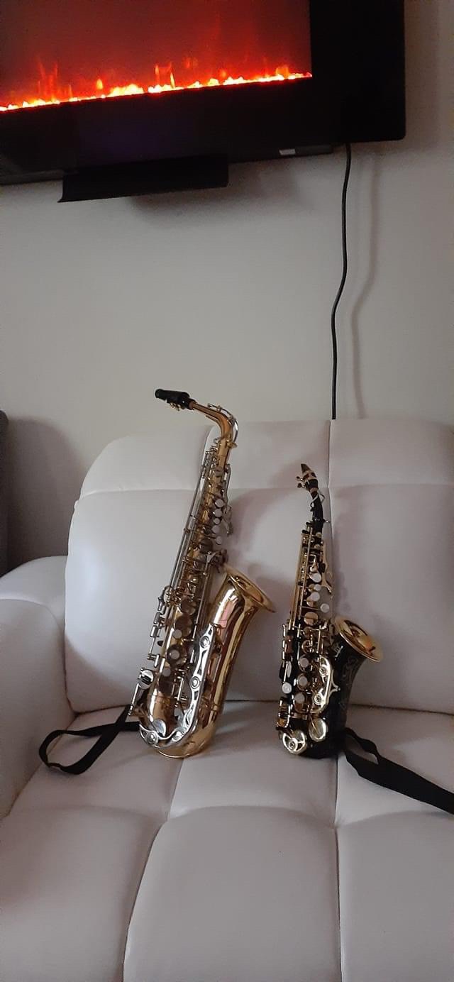 EASTROCK Soprano Saxophone Curved Bb Flat Black Sax Instruments for Beginners Intermediate Players with Carrying Case,Mouthpiece,Pads,Reed,Cleaning kit,neck Strap,White Gloves customer photo 1