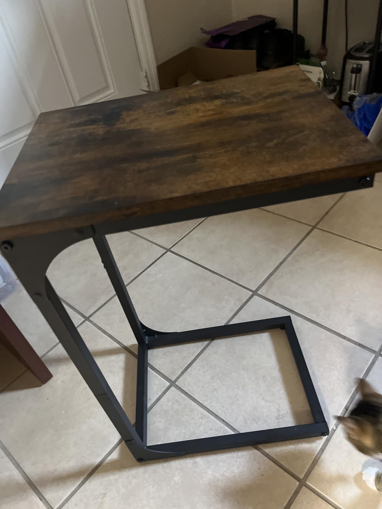 VASAGLE C-Shaped End Table, Small Side Table for Couch, Sofa Table with Metal Frame for Living Room, Bedroom, Rustic Brown and Black customer photo 2