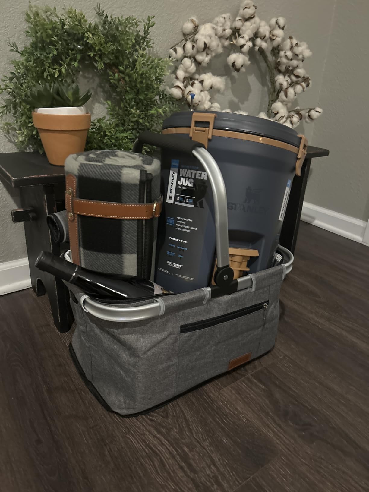 LIQING 35L Large Picnic Basket 2 Layers of Internal Pockets Leak-Proof and Insulated, Folding with Internal Support for Enhanced Stability, Wedding Gifts for Couple (Salmon Color) customer photo 2