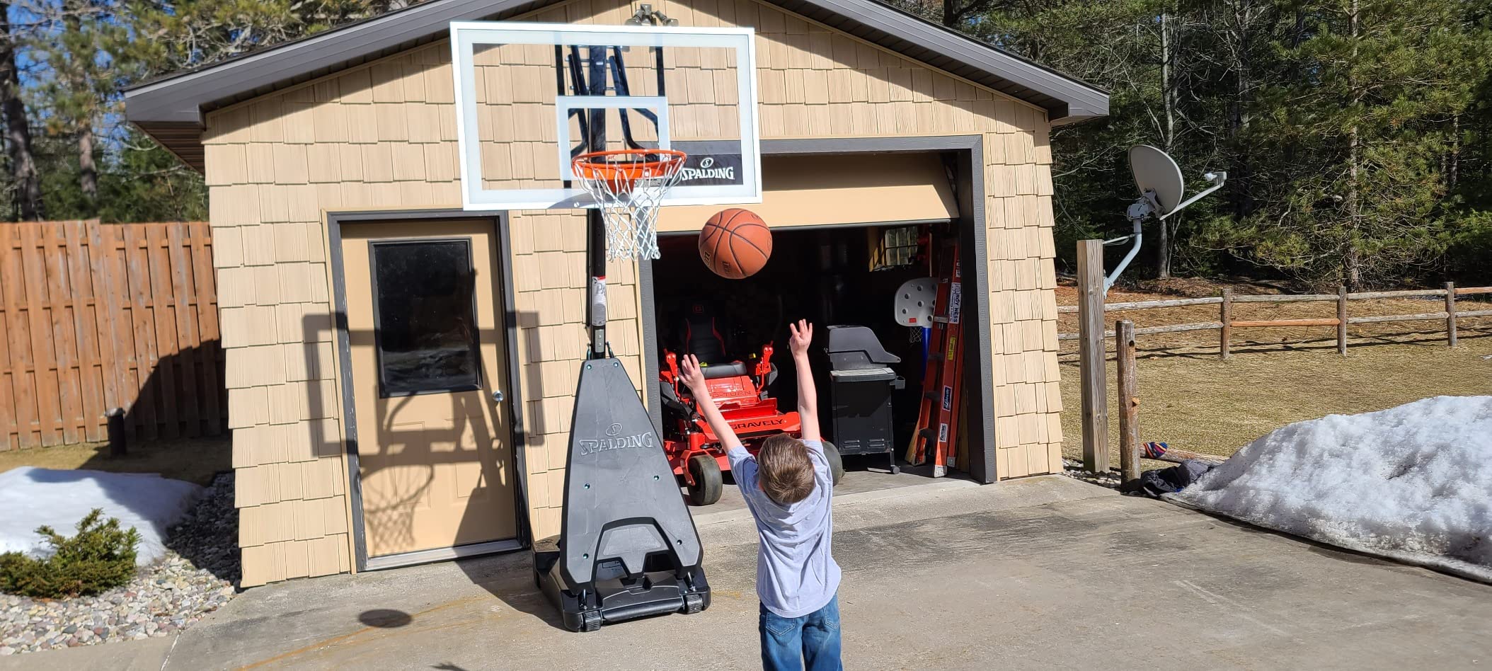 Spalding Ultimate Hybrid Portable Basketball Hoop | Adjustable Height from 7.5' to 10' in Infinite Increments | Arena Slam Breakaway Rim customer photo 1