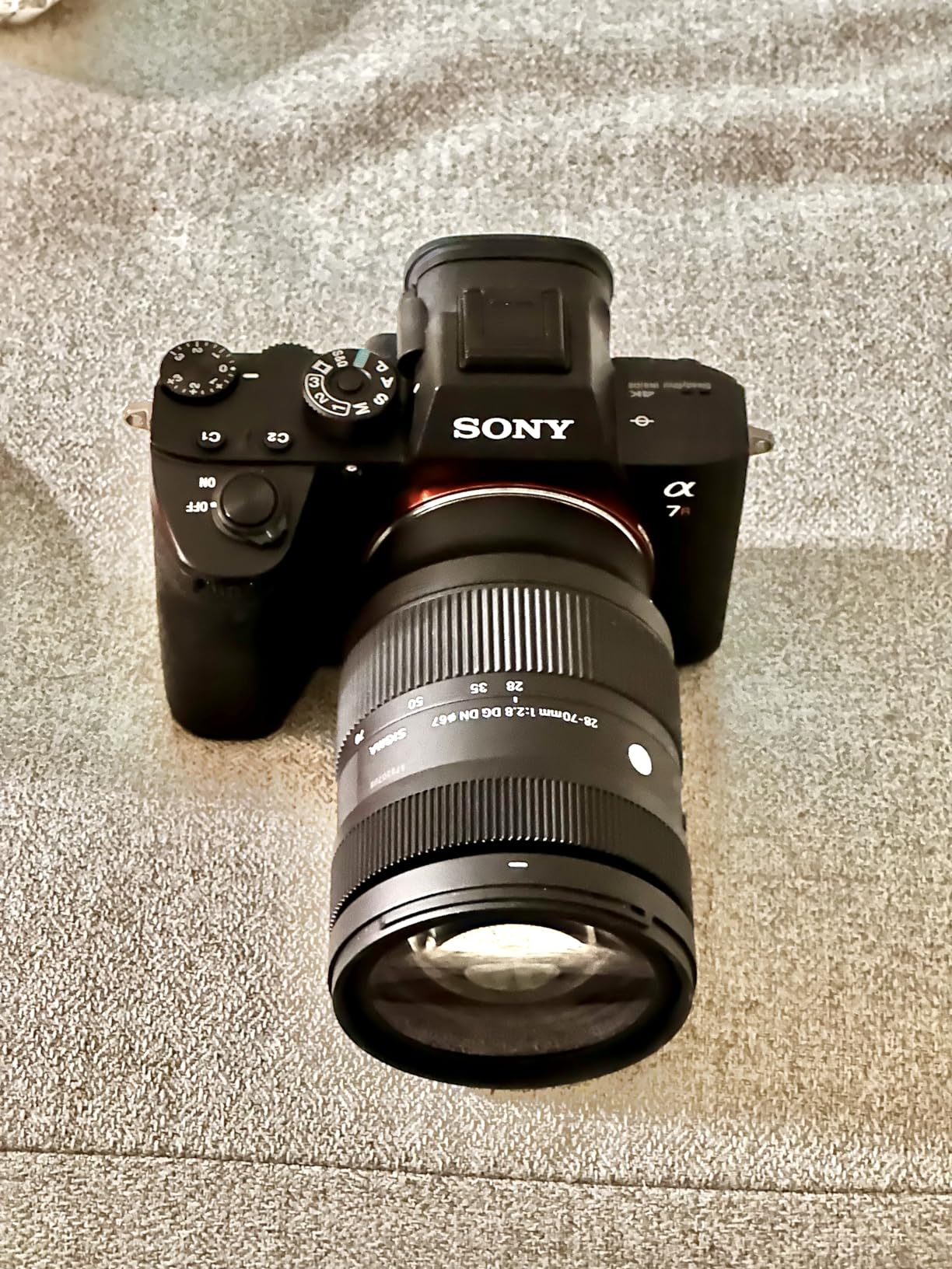 Sigma 28-70mm F2.8 DG DN for Sony E customer photo 2