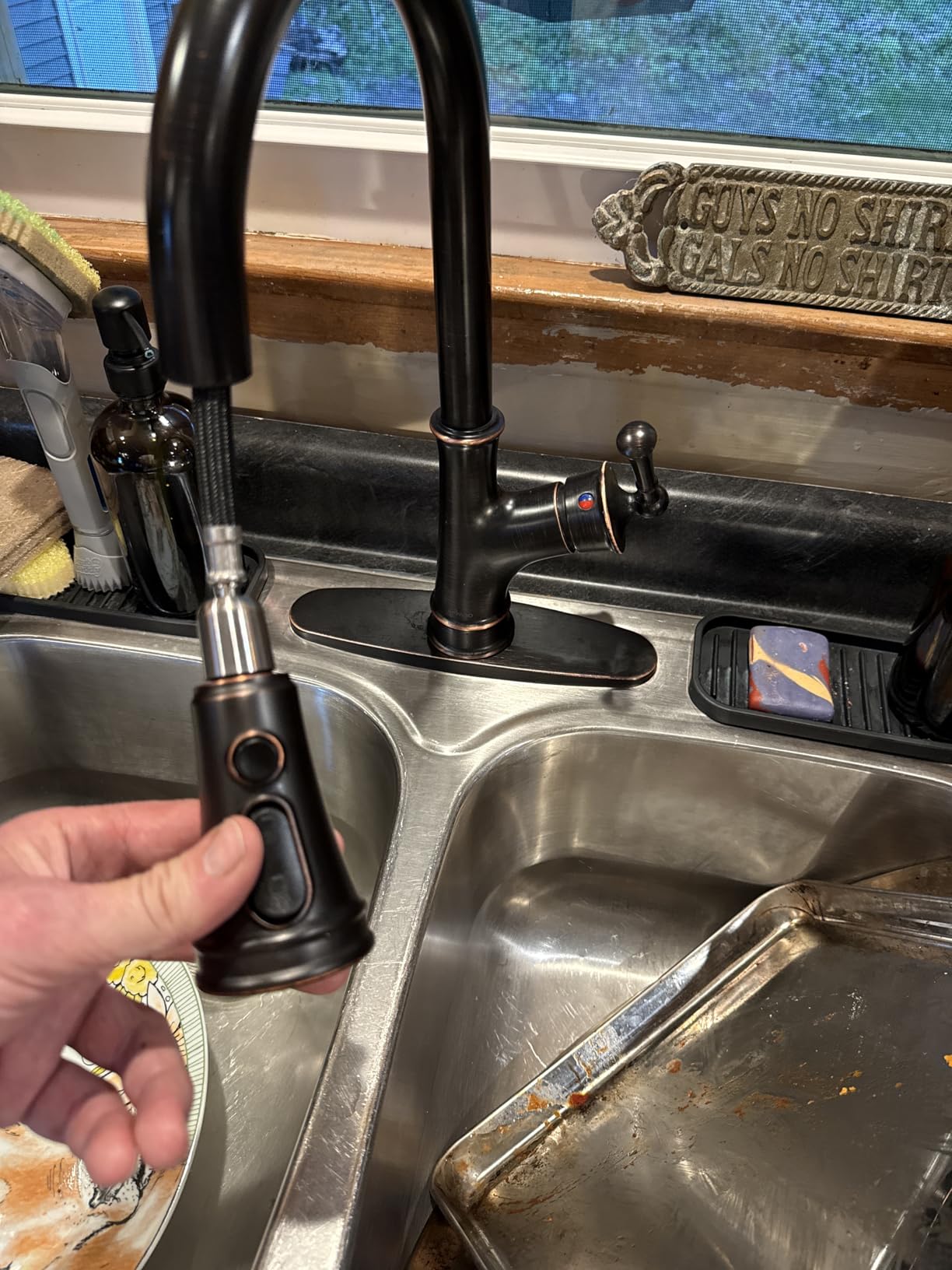APPASO Touchless Kitchen Faucet with Pull Down Sprayer, Motion Sensor Activated Hands-Free Single Handle Smart Sink Faucet, cUPC-Certified Pull-Out Hose, Water Supplies & Valve (Brushed Nickel) customer photo 1