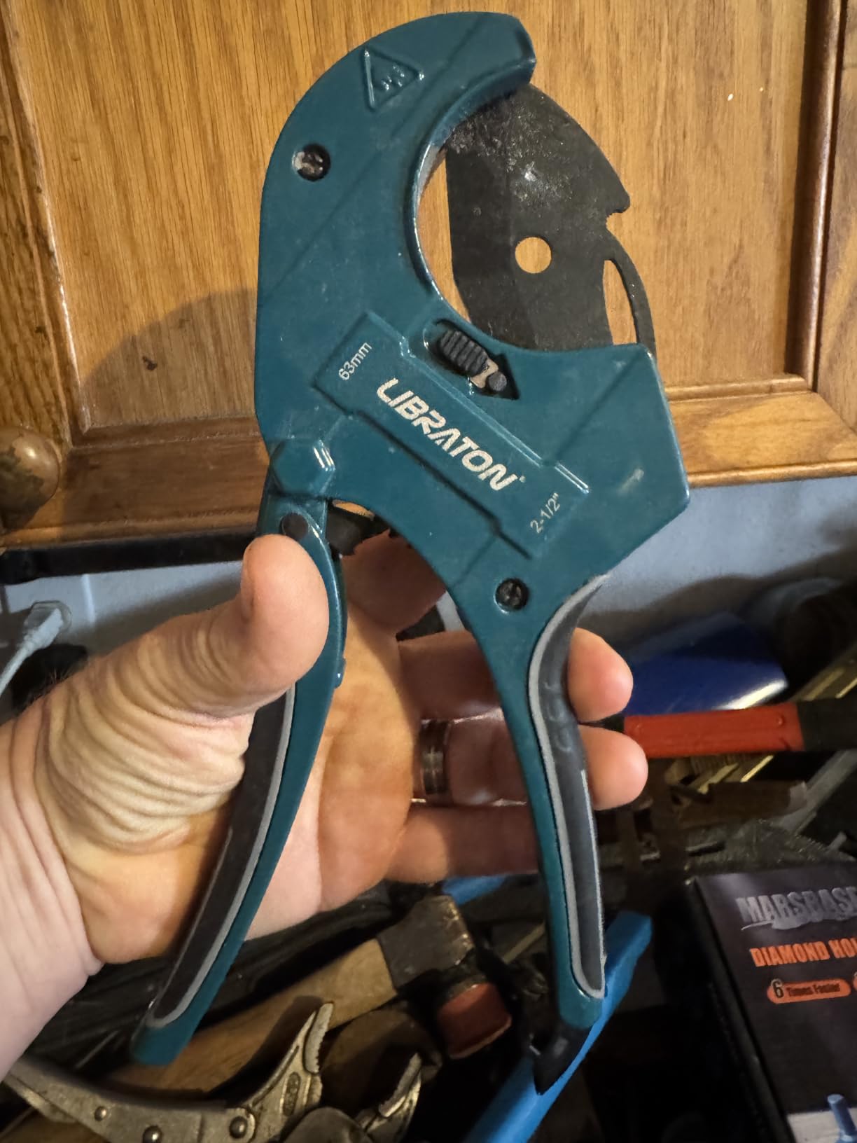 Libraton PVC Pipe Cutter, Up to 2-1/2