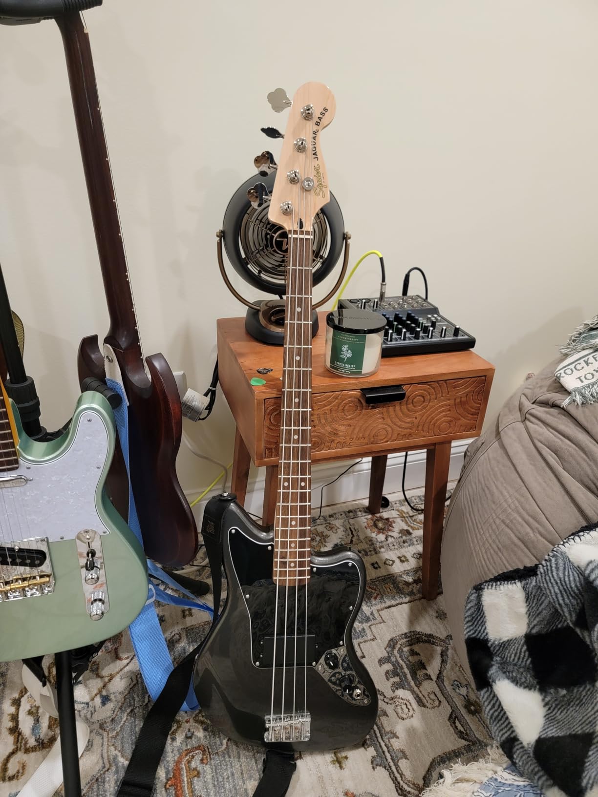 Fender Squier Affinity Series Jaguar Bass, Charcoal Frost Metallic, Laurel Fingerboard customer photo 1