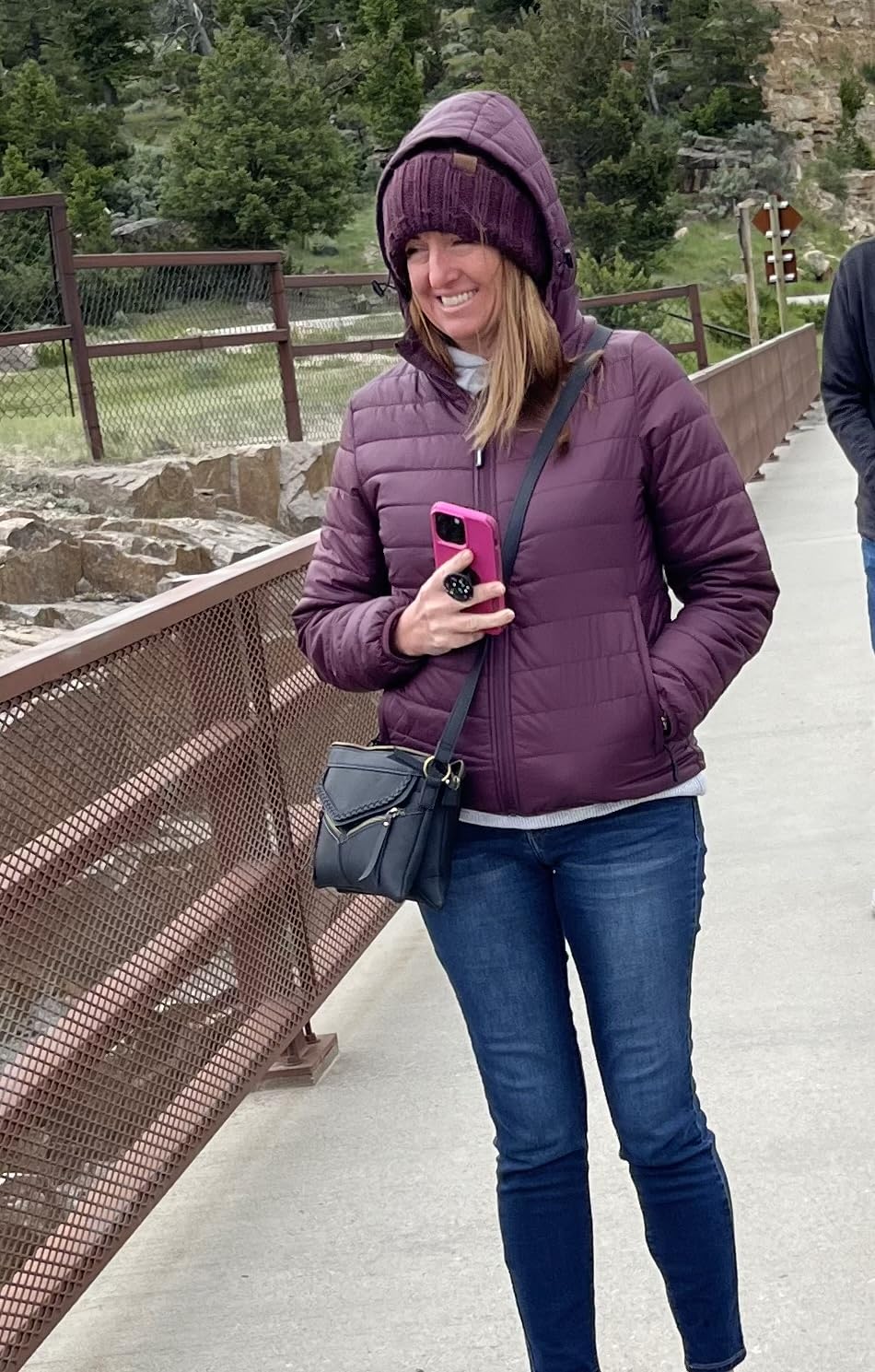 Women's Packable Lightweight Full-Zip Puffer Jacket with Hood Quilted Winter Coat customer photo 1