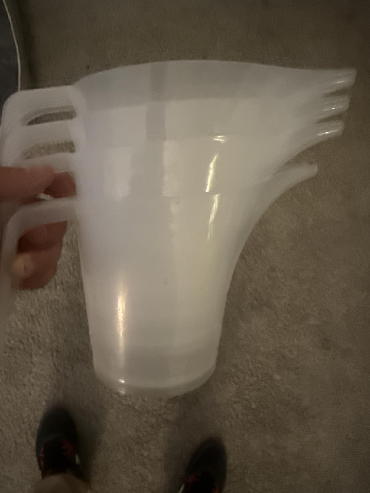 4 Pack Plastic Funnel Pitcher, Measuring Cup with Long Spout, Large Capacity Easy Pour Cup, Perfect for Bakeware Mold, Oils, Watering Plants (1000ml) customer photo 2