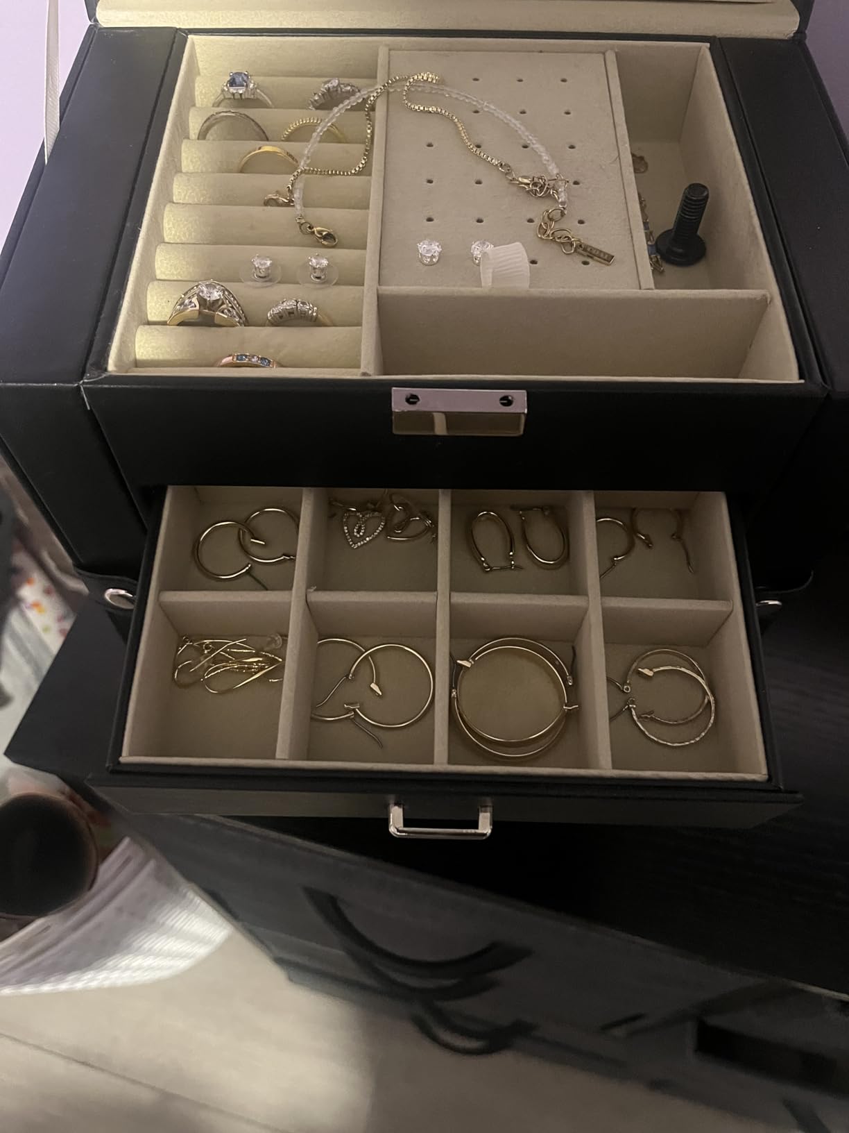 Frebeauty Large Jewelry Box, 6-Tier PU Leather Jewelry Organizer, Multi-functional Storage Case with Mirror, Accessories Holder with 5 Drawers for Necklace Bracelets Watches (Pearl White) customer photo 2