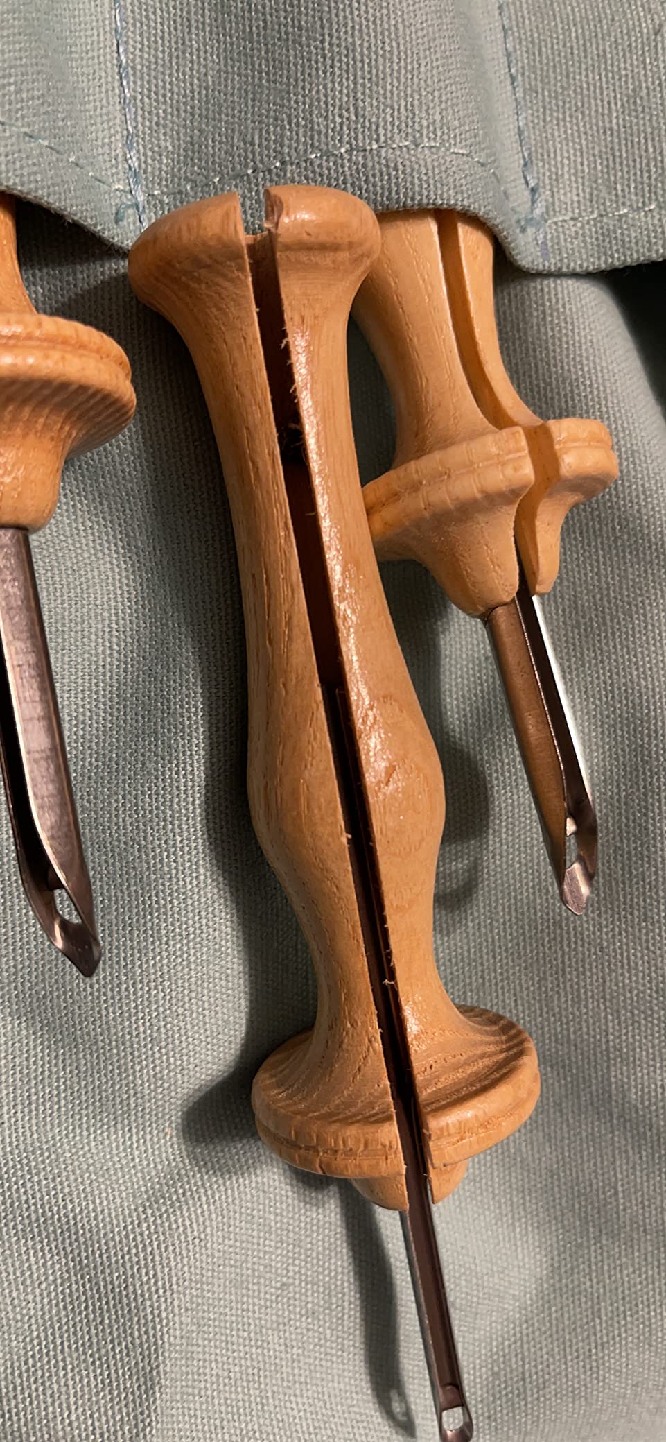 HAND U JOURNEY 7 Sizes Beech Wood Handle Punch Needle Set - Complete Rug Hooking Tools with Oxford Open-Side Design for Beginners and DIY Crafters customer photo 1
