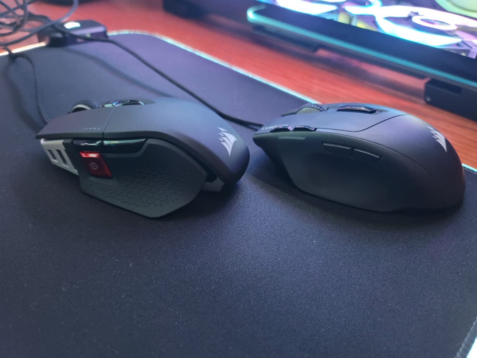 Corsair M65 RGB Ultra Tunable FPS Gaming Mouse Marksman 26,000 DPI Optical Sensor, Optical Switches, AXON Hyper-Processing Technology, Sensor Fusion Control, Tunable Weight System - Black customer photo 1