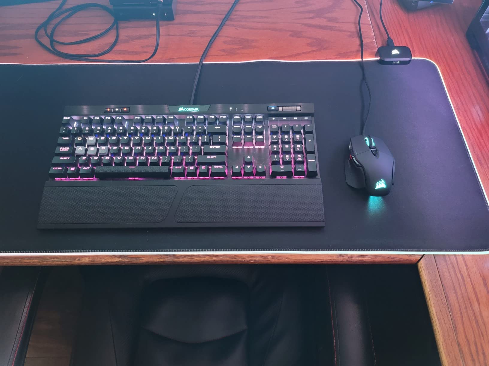 Corsair M65 RGB Ultra Tunable FPS Gaming Mouse Marksman 26,000 DPI Optical Sensor, Optical Switches, AXON Hyper-Processing Technology, Sensor Fusion Control, Tunable Weight System - Black customer photo 2