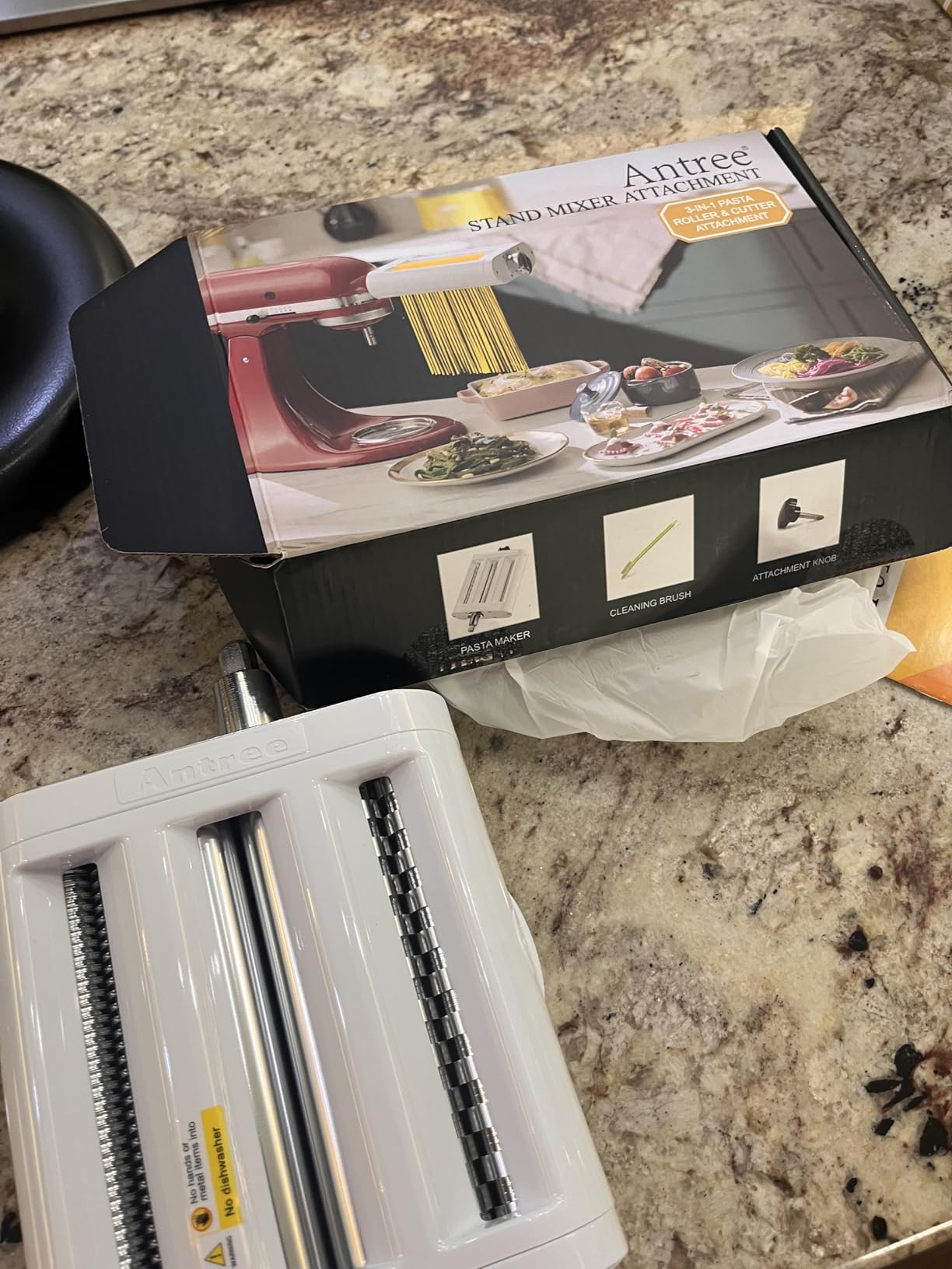 ANTREE 3-IN-1 Pasta Attachment & Ravioli Attachment for KitchenAid Stand Mixers, Pasta Maker Assecories included Pasta Sheet Roller, Spaghetti Cutter and Ravioli Maker Attachment customer photo 2