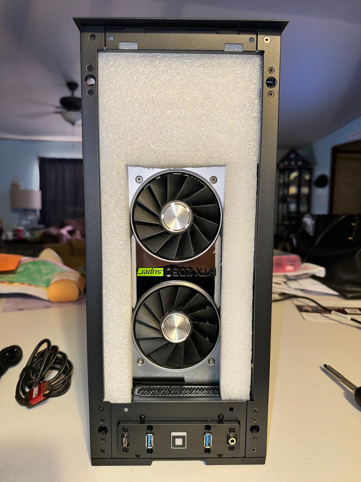 HYTE Revolt 3 Small Form Factor Premium ITX Computer Gaming Case, Black customer photo 2