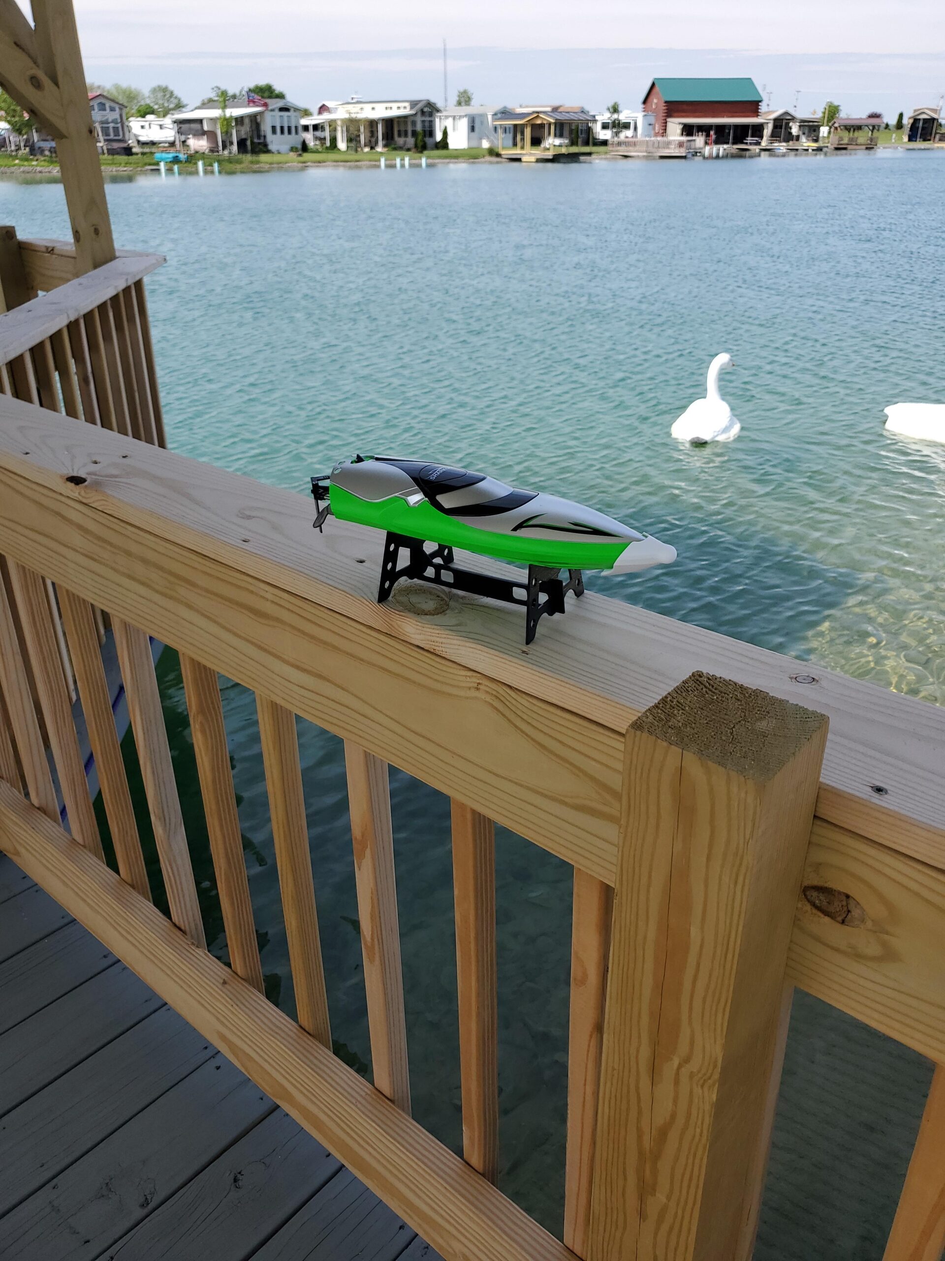 volantexrc Remote Control Boats for Pools and Lakes 20+MPH AtomicXS High Speed RC Boat for Adults Toy Boat Gifts with 2 Batteries & Reverse Function (795-5 Black) customer photo 1