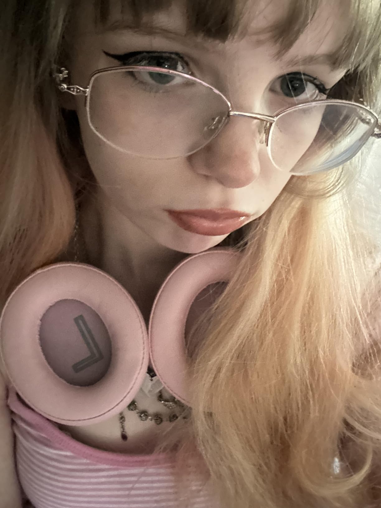 BERIBES Bluetooth Headphones Over Ear, 65H Playtime and 6 EQ Music Modes Wireless Headphones with Microphone, HiFi Stereo Foldable Lightweight Headset, Deep Bass for Home Office Cellphone PC Ect. customer photo 2