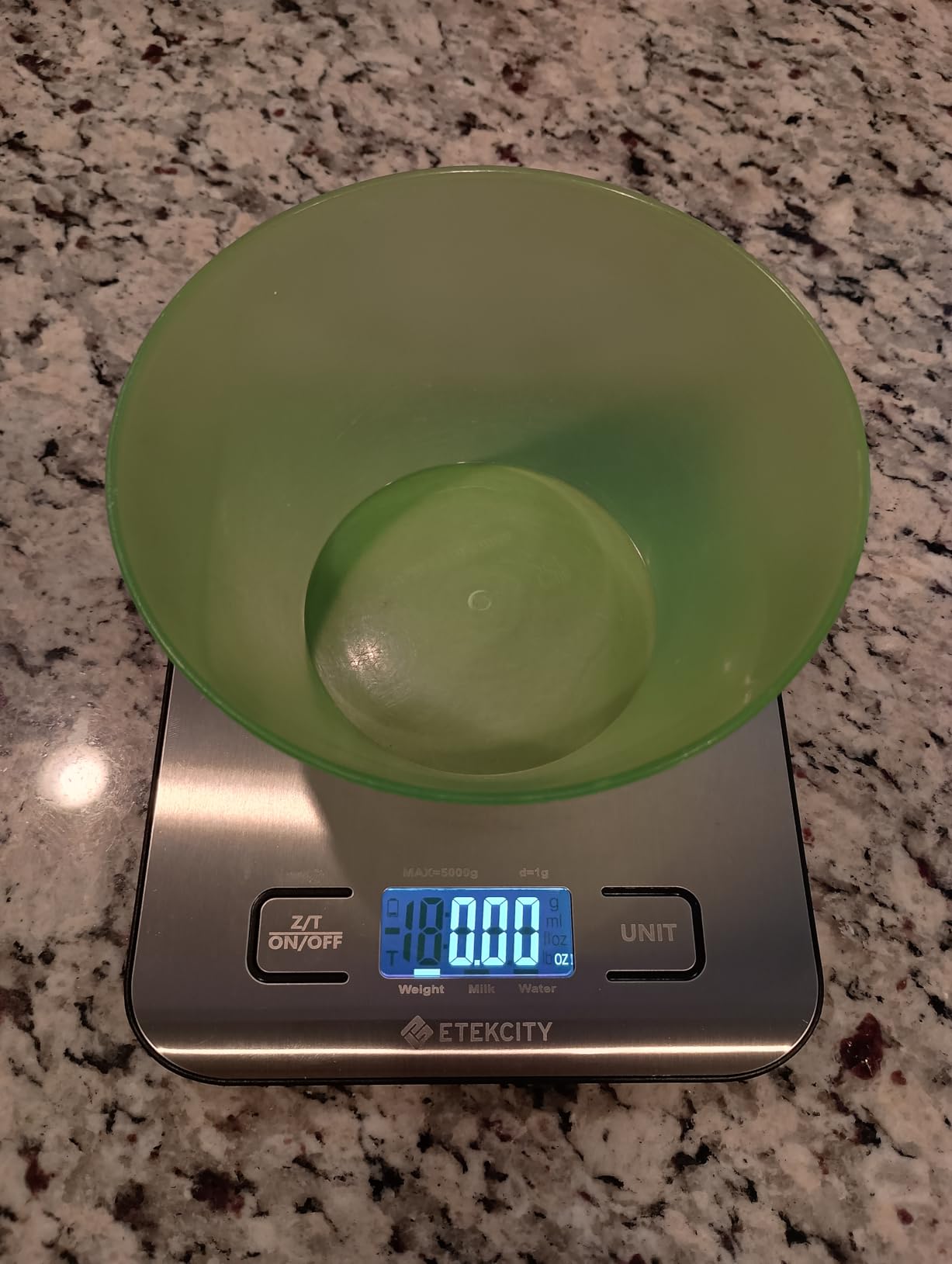 Etekcity Food Nutrition Scale, Smart Food Scale for calorie count, IPX6 Waterproof, Rechargeable, Bluetooth, Ounces and Grams for Weight Loss, Cooking, 304 Stainless Steel, Luminary 22lb customer photo 2