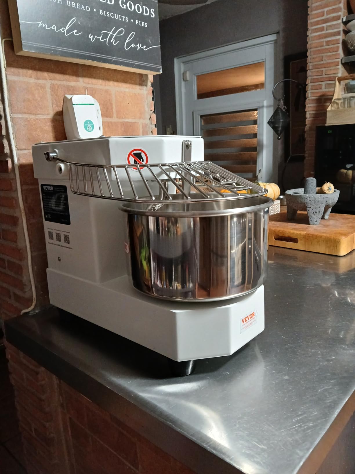 VEVOR Commercial Food Mixer, 8.5Qt Capacity, 450W Dual Rotating Dough Kneading Machine with Food-grade Stainless Steel Bowl, Security Shield & Timer Included, Baking Equipment for Restaurant Pizzeria customer photo 2