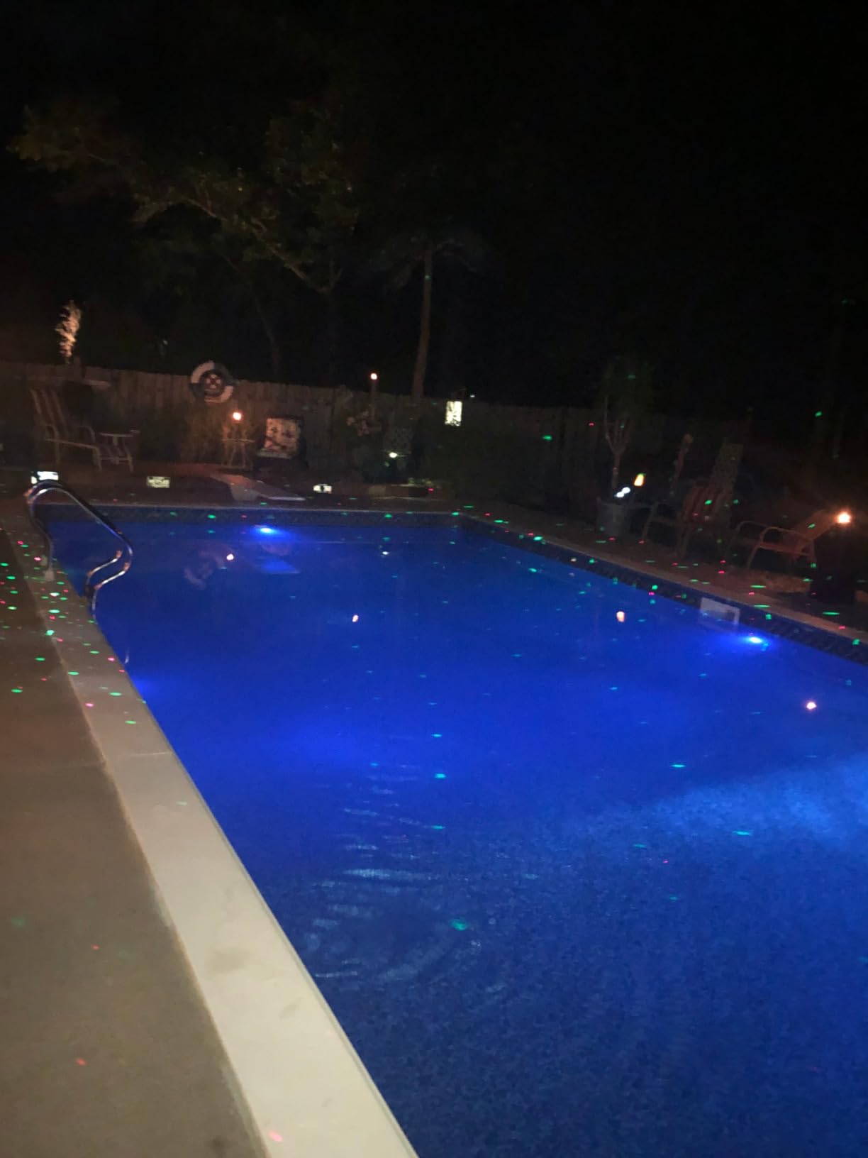 Homly Rechargeable Submersible Pool Lights with Remote, Waterproof Underwater Charging Battery Operated Controlled 16 Color Changing LED with Magnet Floating Lights Pool Pond Decoration 4 Pack customer photo 2