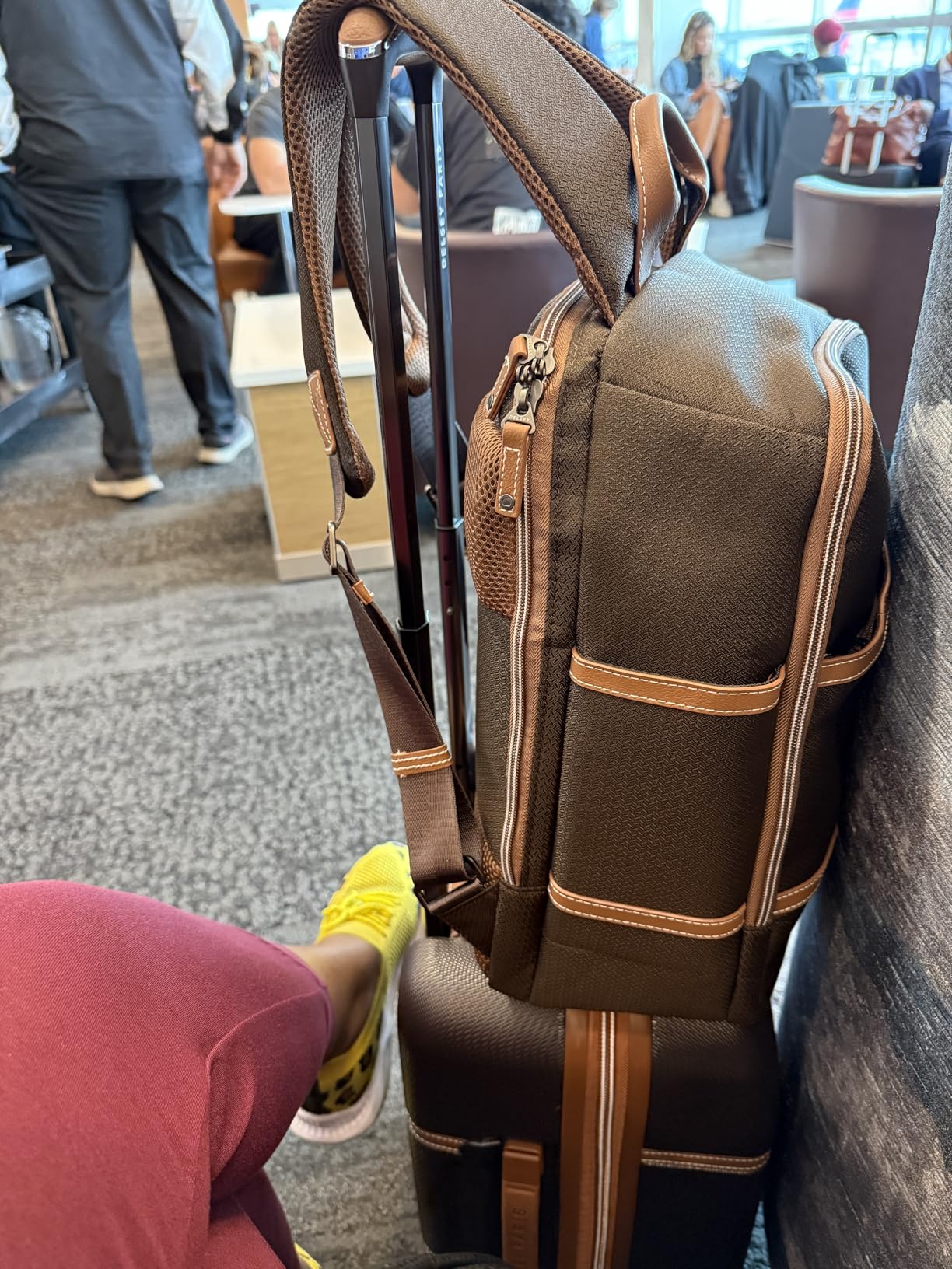 Delsey Chatelet Air 2.0 - Hardside Checked Luggage 28 Inch Large - TSA Lock - 360 Spinner Wheels - Polycarbonate Travel Suitcase, Angora customer photo 2